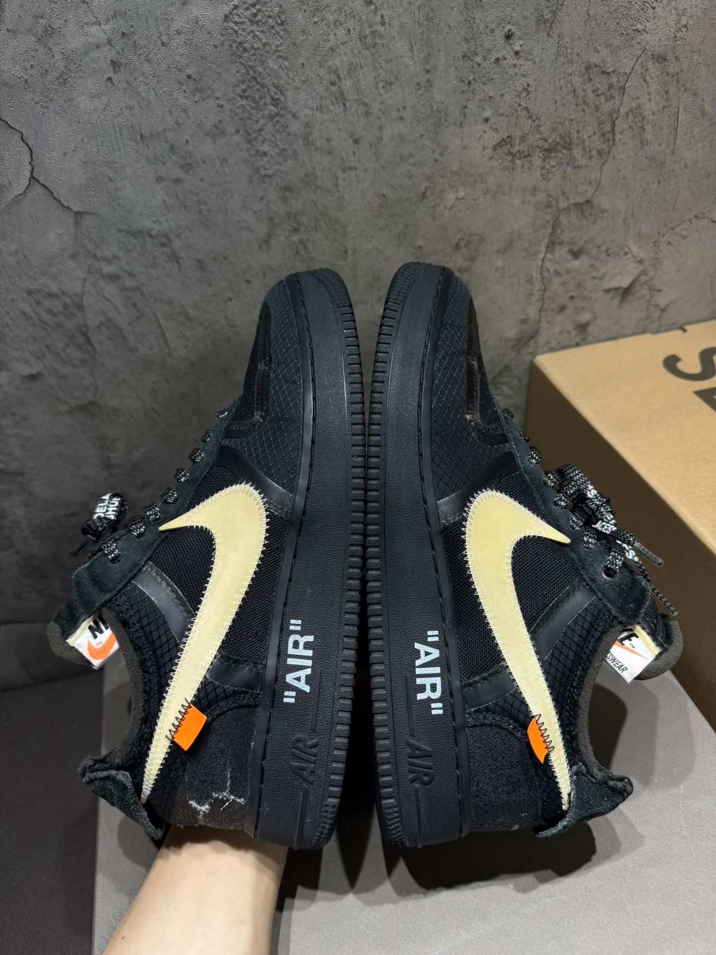 Off-White Off-White Black Lowtop Sneakers 42 Men Size US 9 / EU 42 - 5 Thumbnail