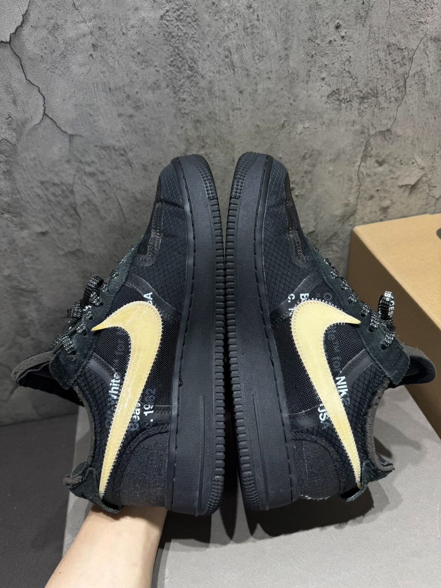 Off-White Off-White Black Lowtop Sneakers 42 Men Size US 9 / EU 42 - 6 Thumbnail