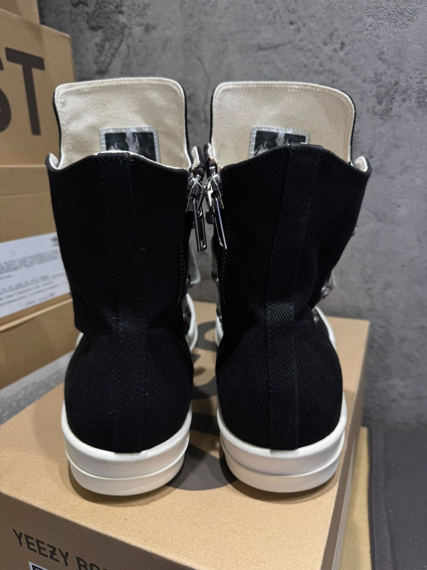 Rick Owens Rick Owens Canvas Black Hoodie 24 Men Size US XS / EU 42 / 0 - 8 Thumbnail