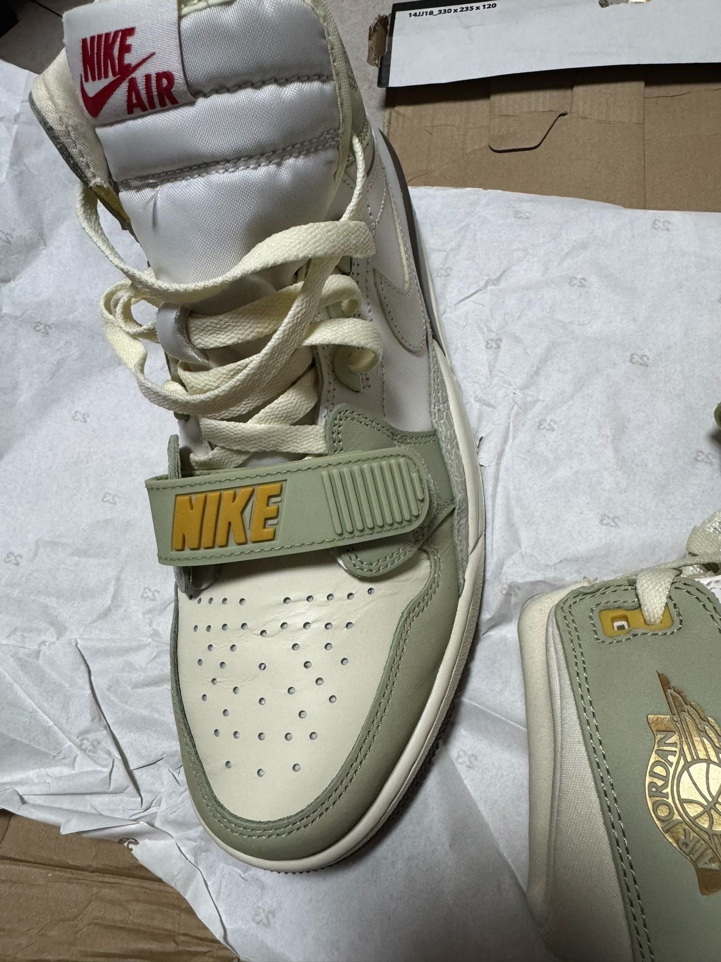Nike Nike AJ3 Green Lowtop Sneakers 42 Men Size US 9 / EU 42 - 3 Thumbnail