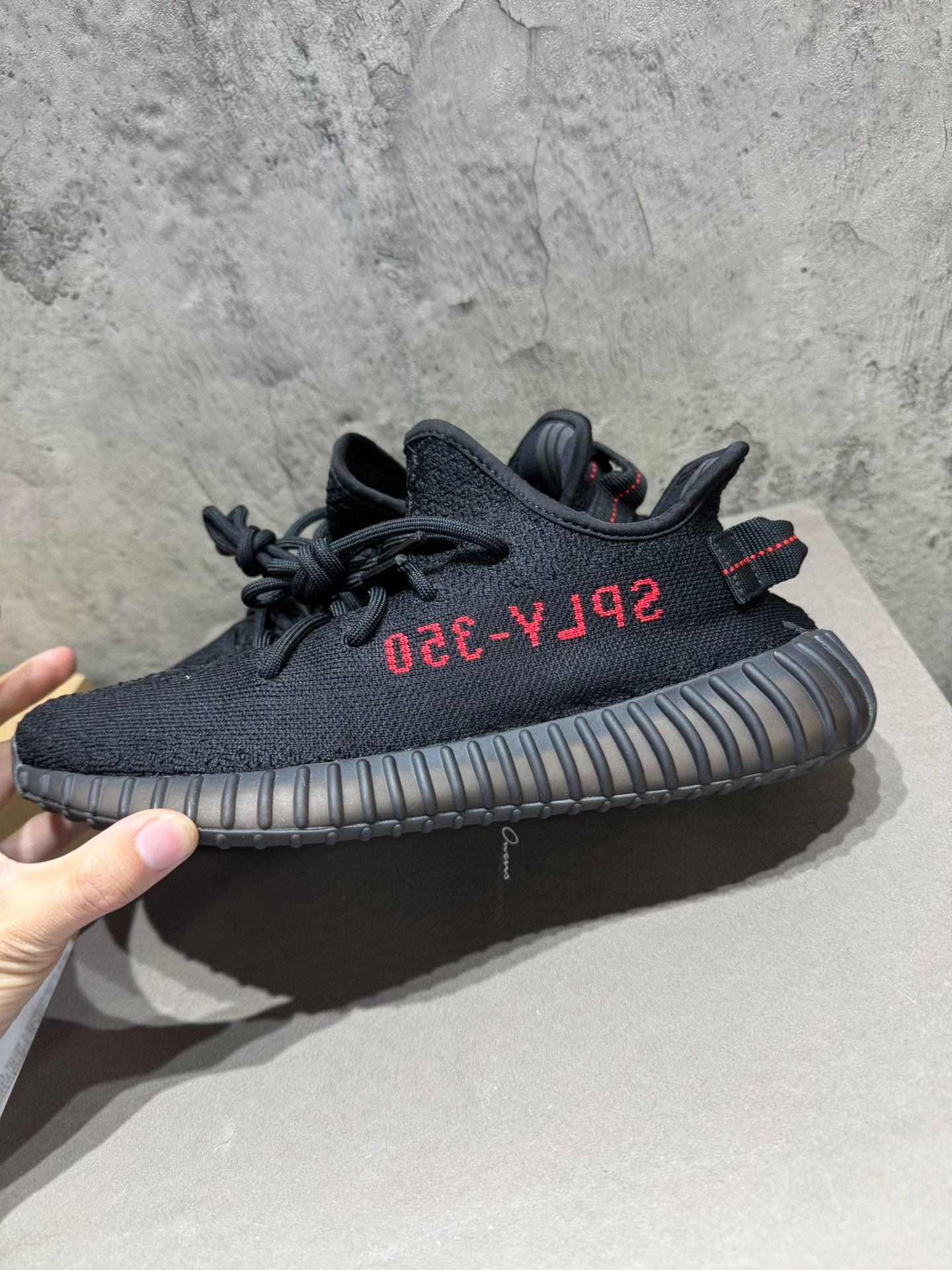 Adidas Adidas YEEZY350 Black Lowtop Sneakers 41 Men Size US 8.5 / EU 41-42 - 9 Thumbnail