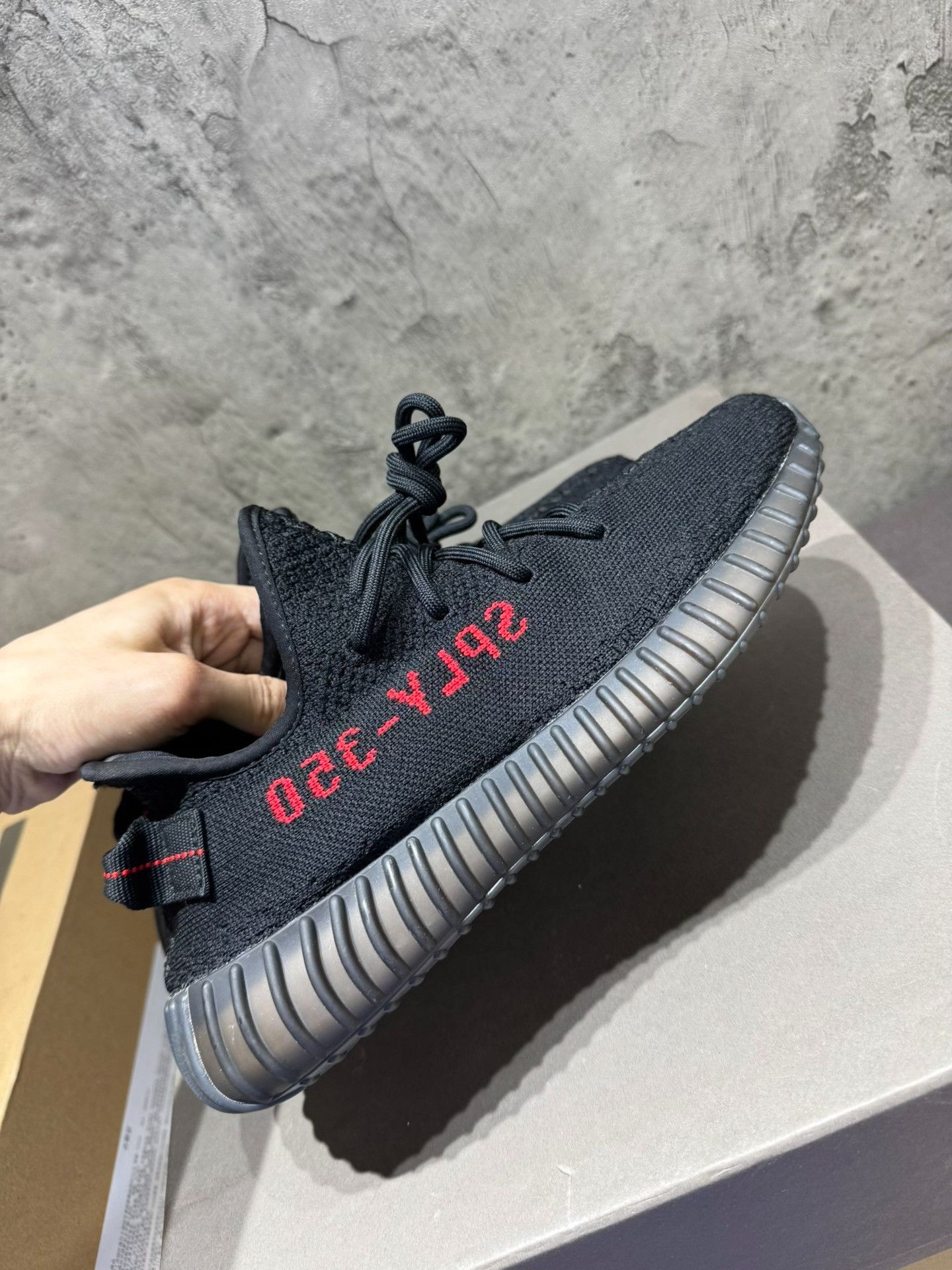 Adidas Adidas YEEZY350 Black Lowtop Sneakers 41 Men Size US 8.5 / EU 41-42 - 8 Thumbnail
