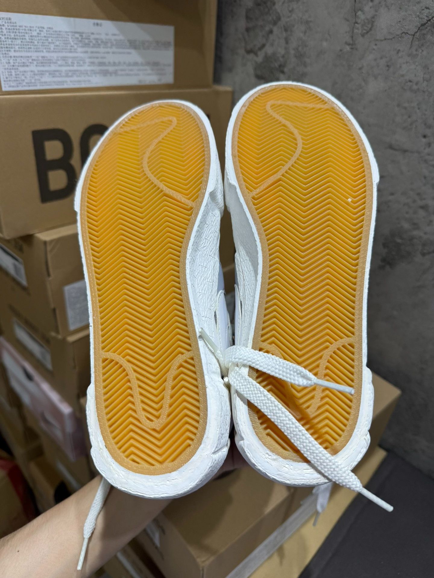 Sacai Sacai BLAZER White Lowtop Sneakers 38 Men Size US 6 / EU 39 - 3 Thumbnail