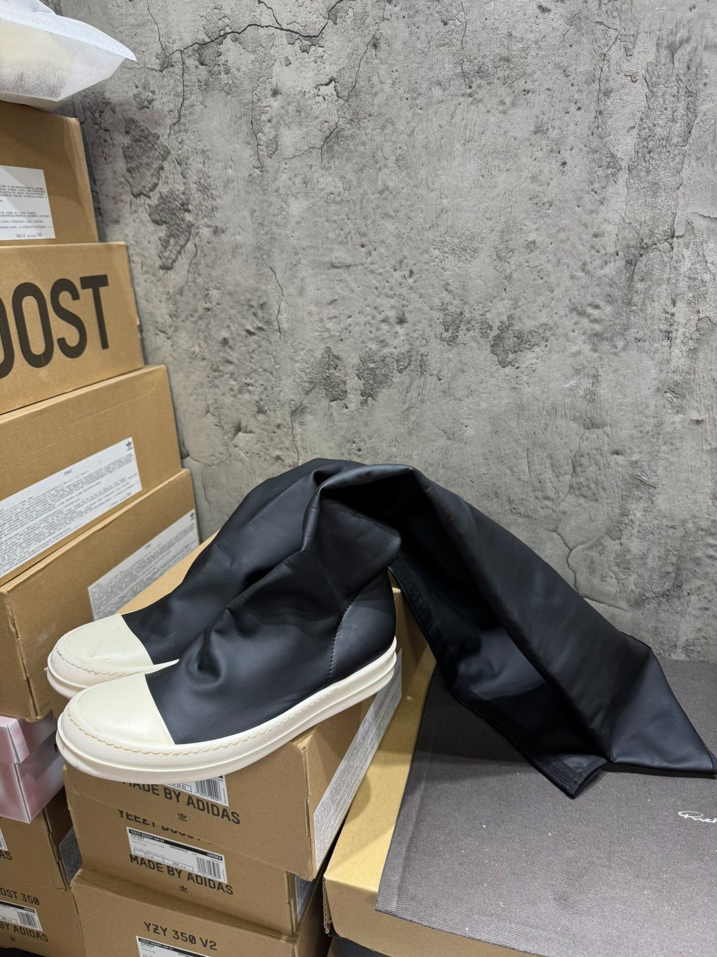 Rick Owens Rick Owens Black Boots 38 Women Size US 8 / IT 38 - 3 Thumbnail