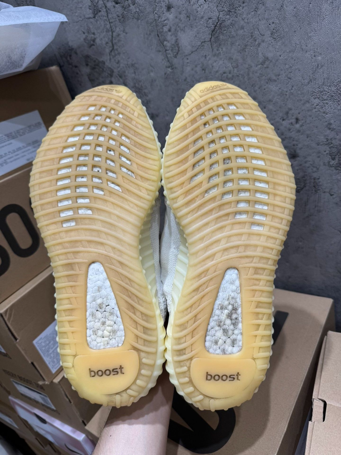 Adidas Adidas YEEZY350 White Lowtop Sneakers 10 Men Size US 10 / EU 43 - 3 Thumbnail