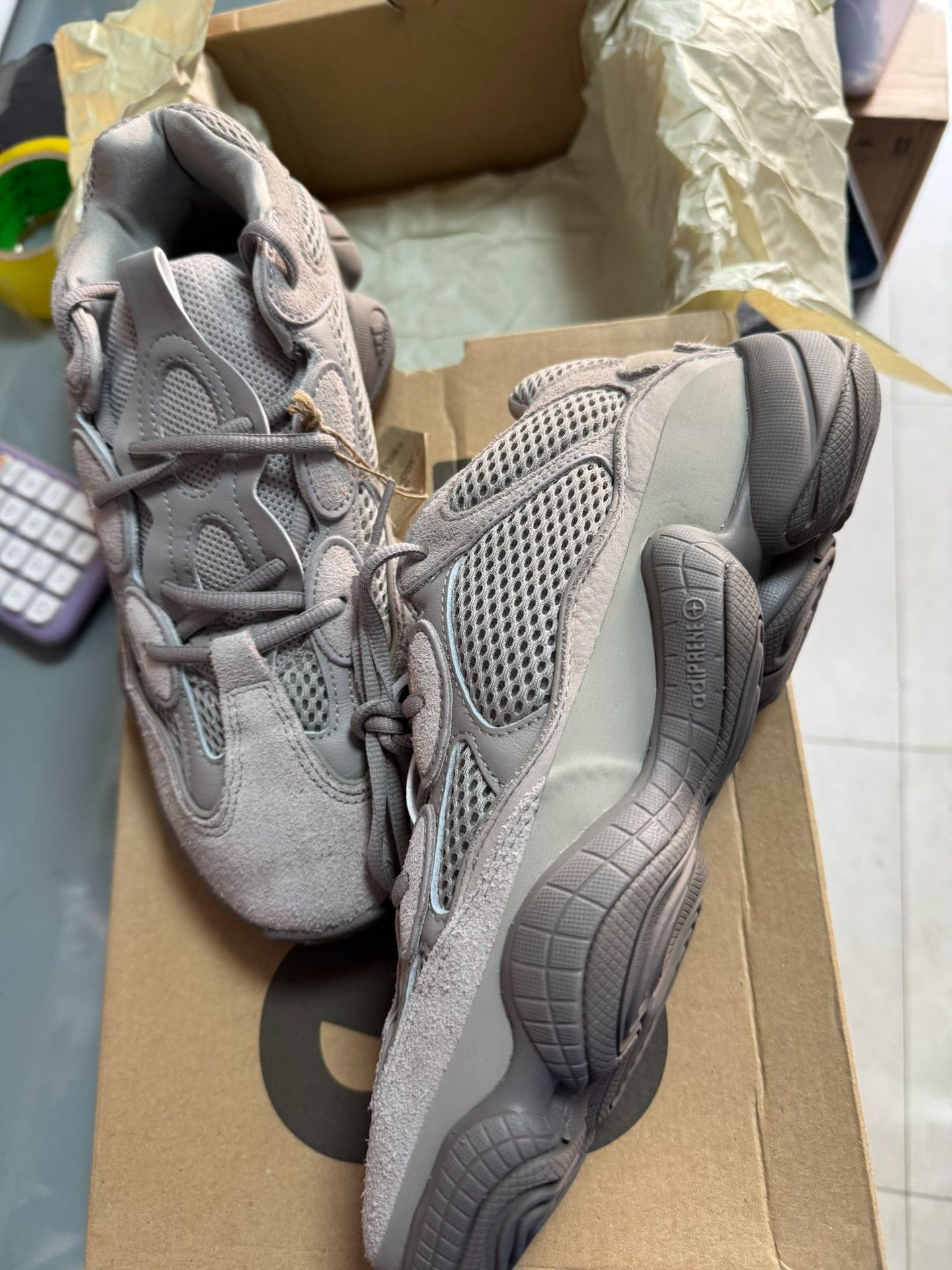Adidas Adidas YEEZY500 Gray Lowtop Sneakers 42 Men Size US 9 / EU 42 - 8 Thumbnail