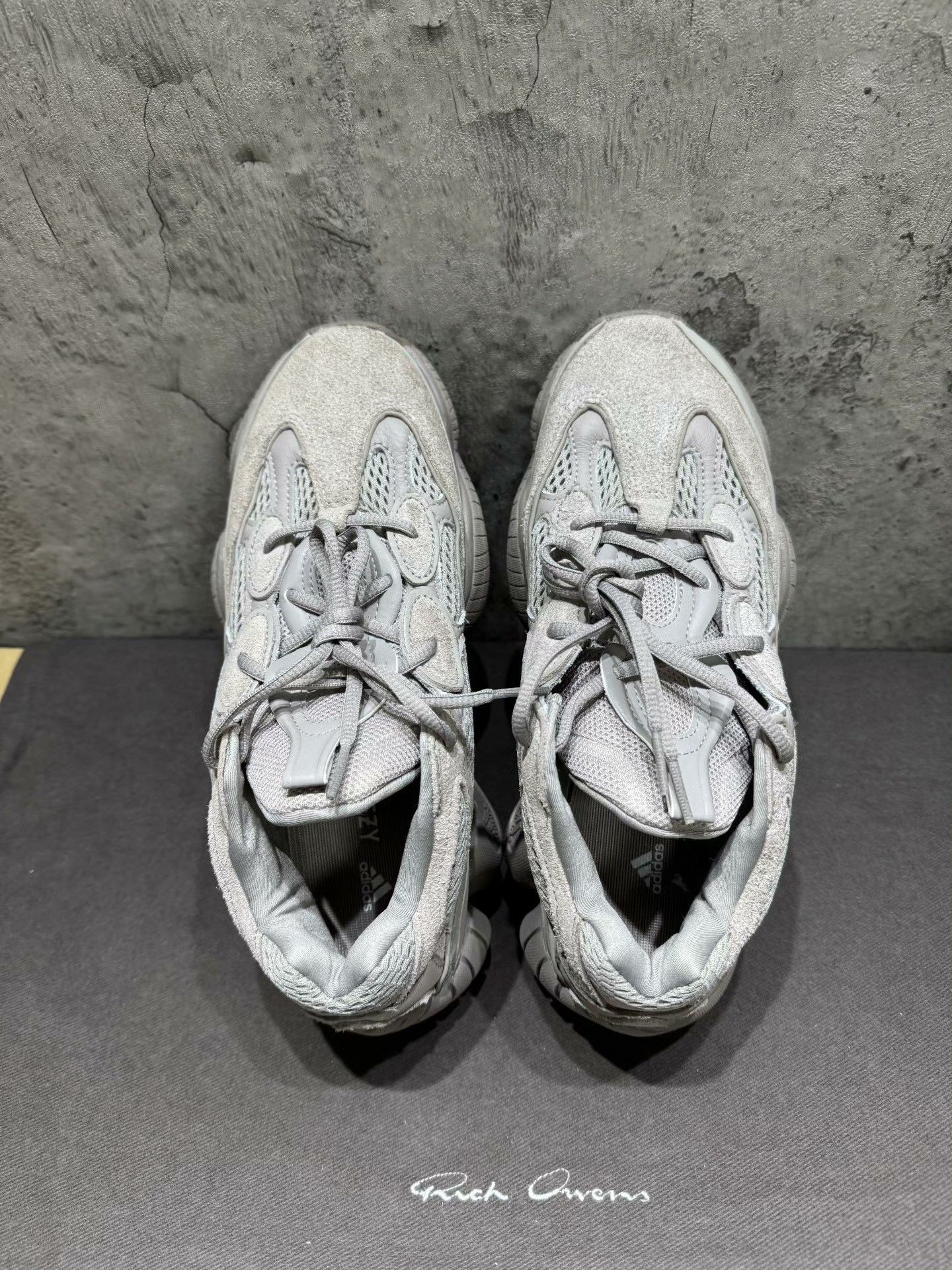 Adidas Adidas YEEZY500 Gray Lowtop Sneakers 42 Men Size US 9 / EU 42 - 8 Thumbnail