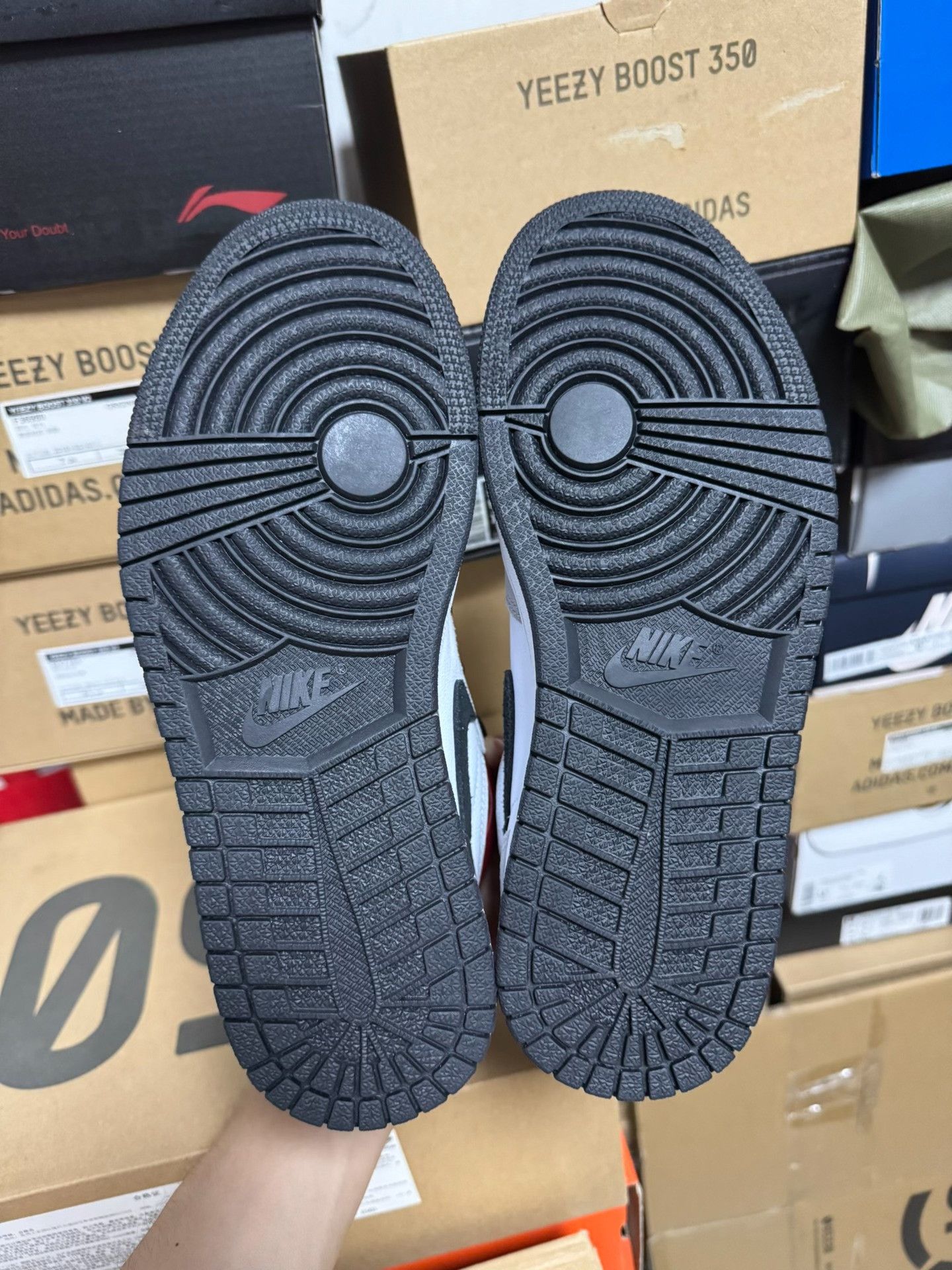 Nike Nike Gray Lowtop Sneakers 40 Men Size US 7.5 / EU 40-41 - 6 Thumbnail