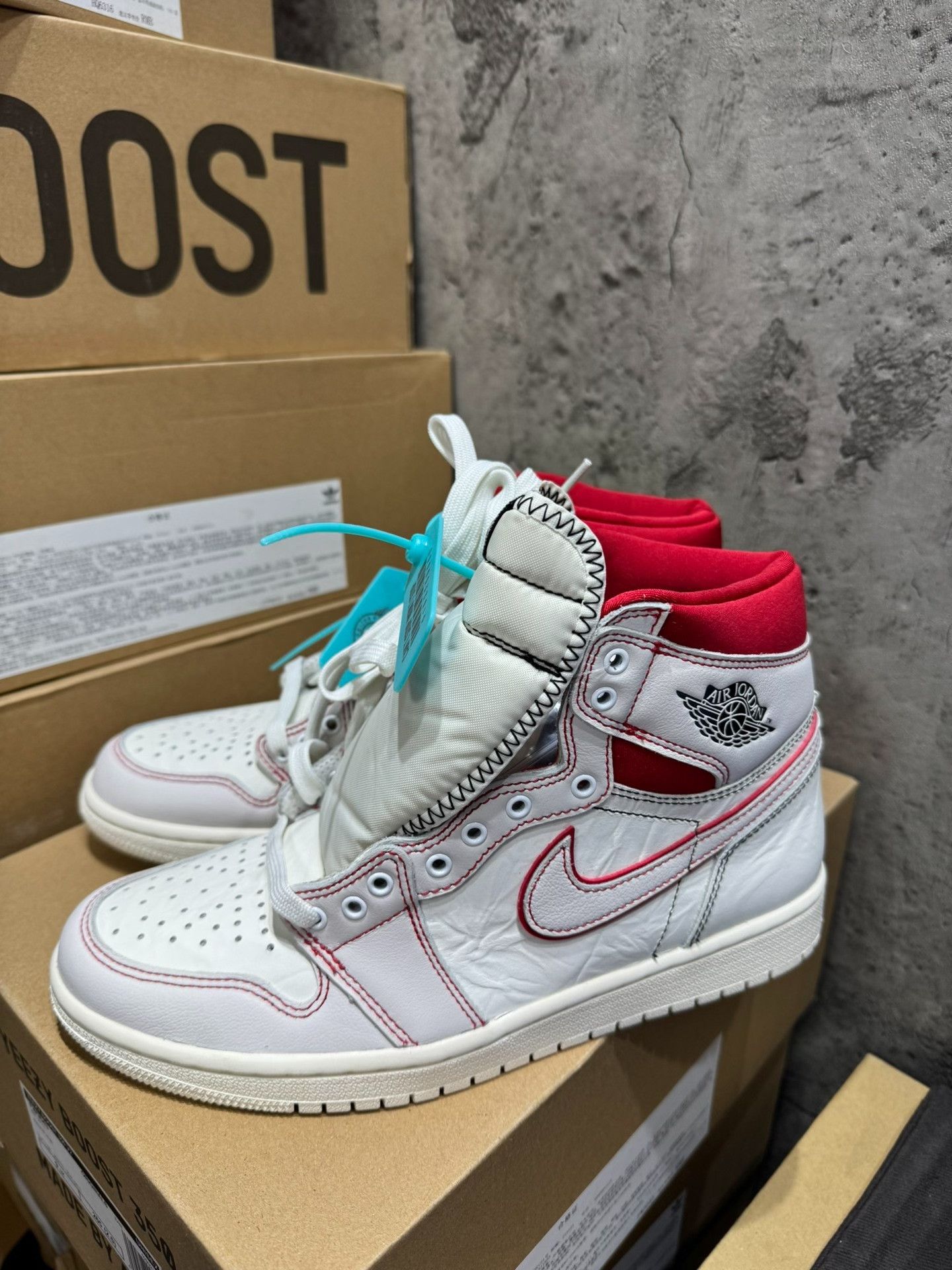 Nike Nike Red Lowtop Sneakers 41 Men Size US 8.5 / EU 41-42 - 2 Thumbnail