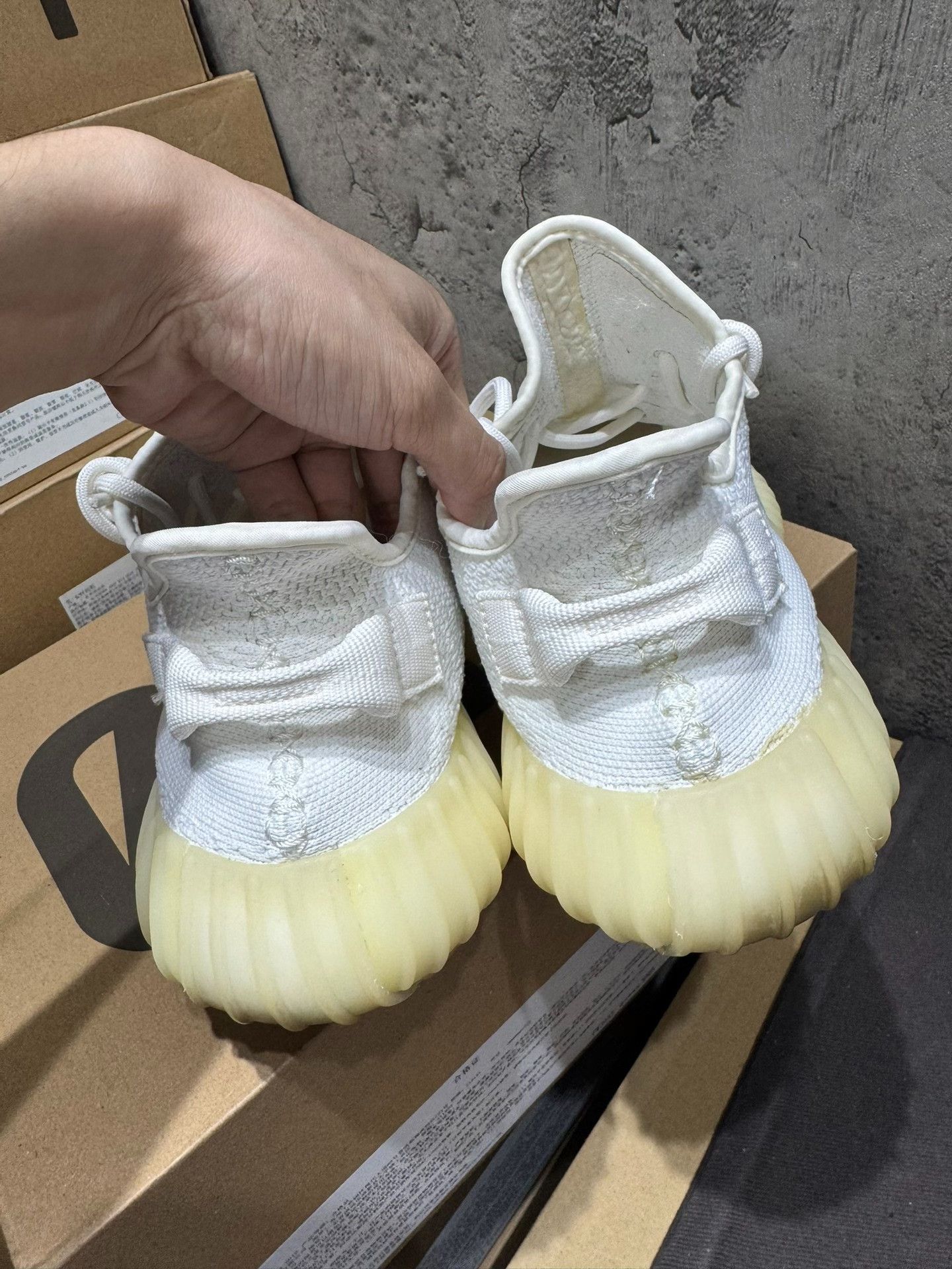 Adidas Adidas YEEZY350 White Lowtop Sneakers 9.5 Men Size US 9.5 / EU 42-43 - 2 Thumbnail