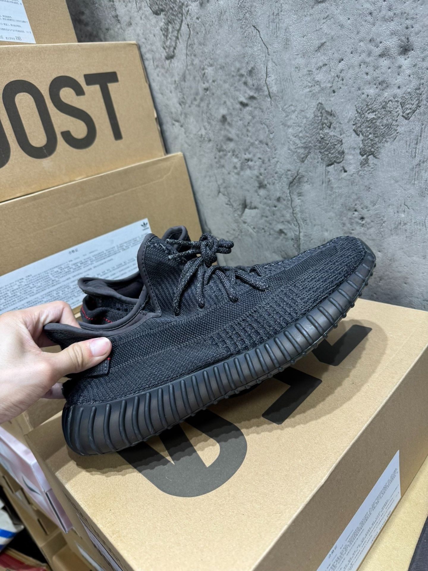 Adidas Adidas YEEZY350 Black Lowtop Sneakers 42 Men Size US 9 / EU 42 - 2 Thumbnail