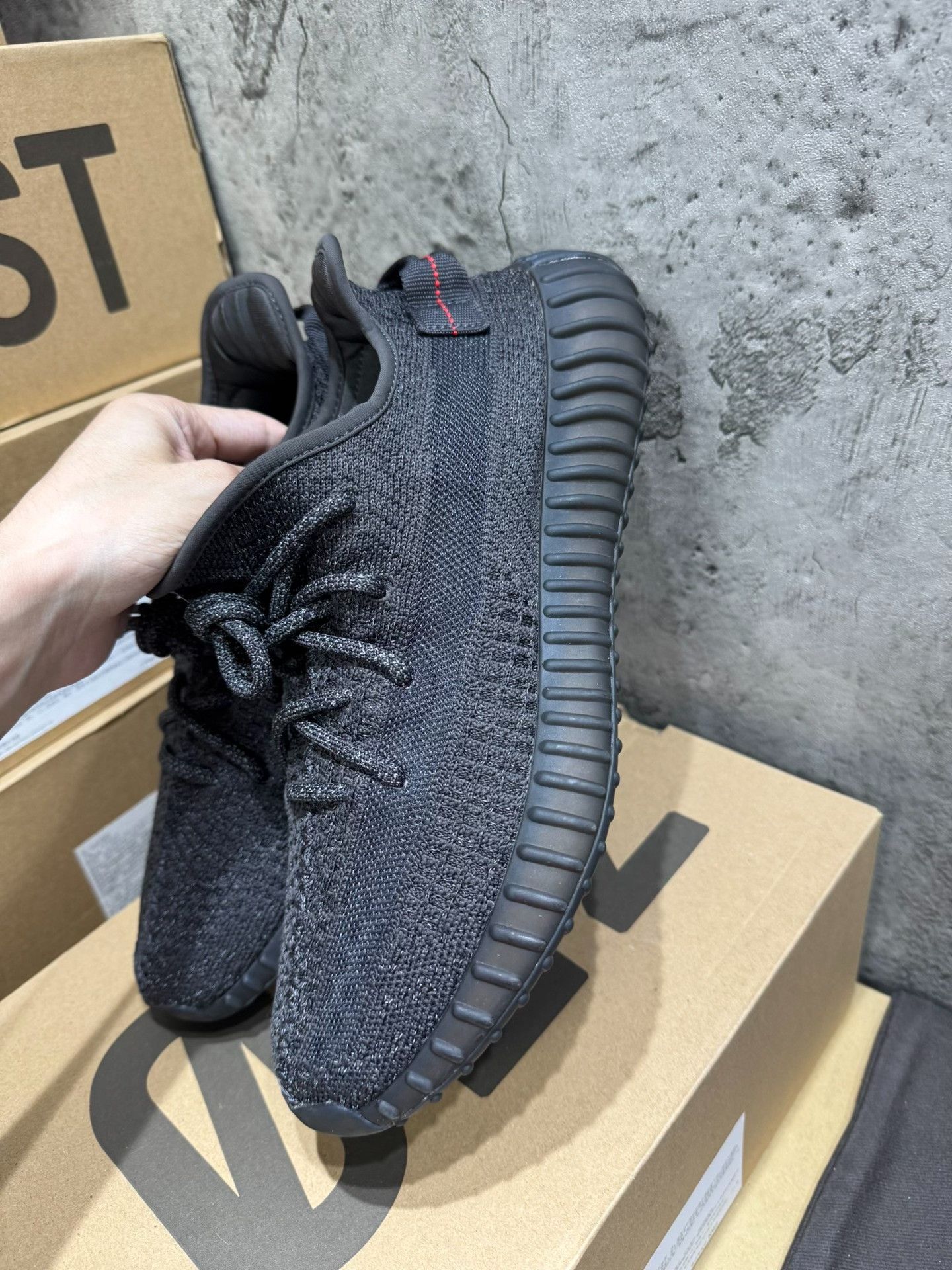 Yeezy Yeezy Black Lowtop Sneakers 9.5 Men Size US 9.5 / EU 42-43 - 6 Thumbnail
