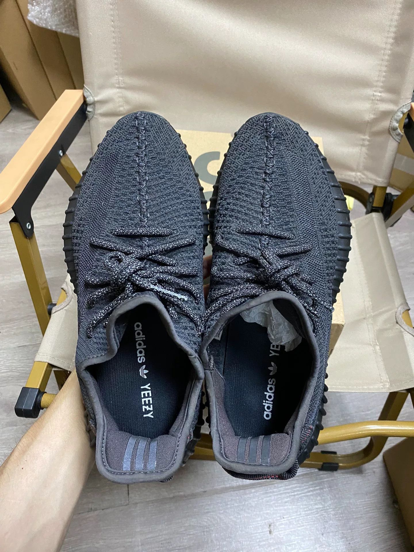 Adidas Adidas YEEZY350 Black Lowtop Sneakers 42 Men Size US 9 / EU 42 - 8 Thumbnail