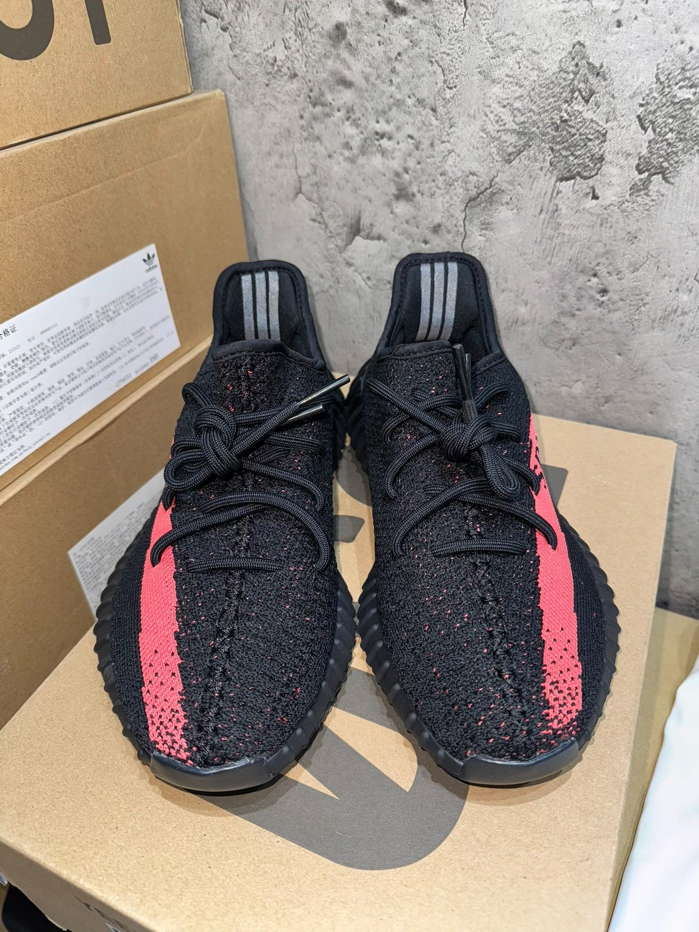 Adidas Adidas YEEZY35 Black Lowtop Sneakers 40 Men Size US 7.5 / EU 40-41 - 2 Thumbnail