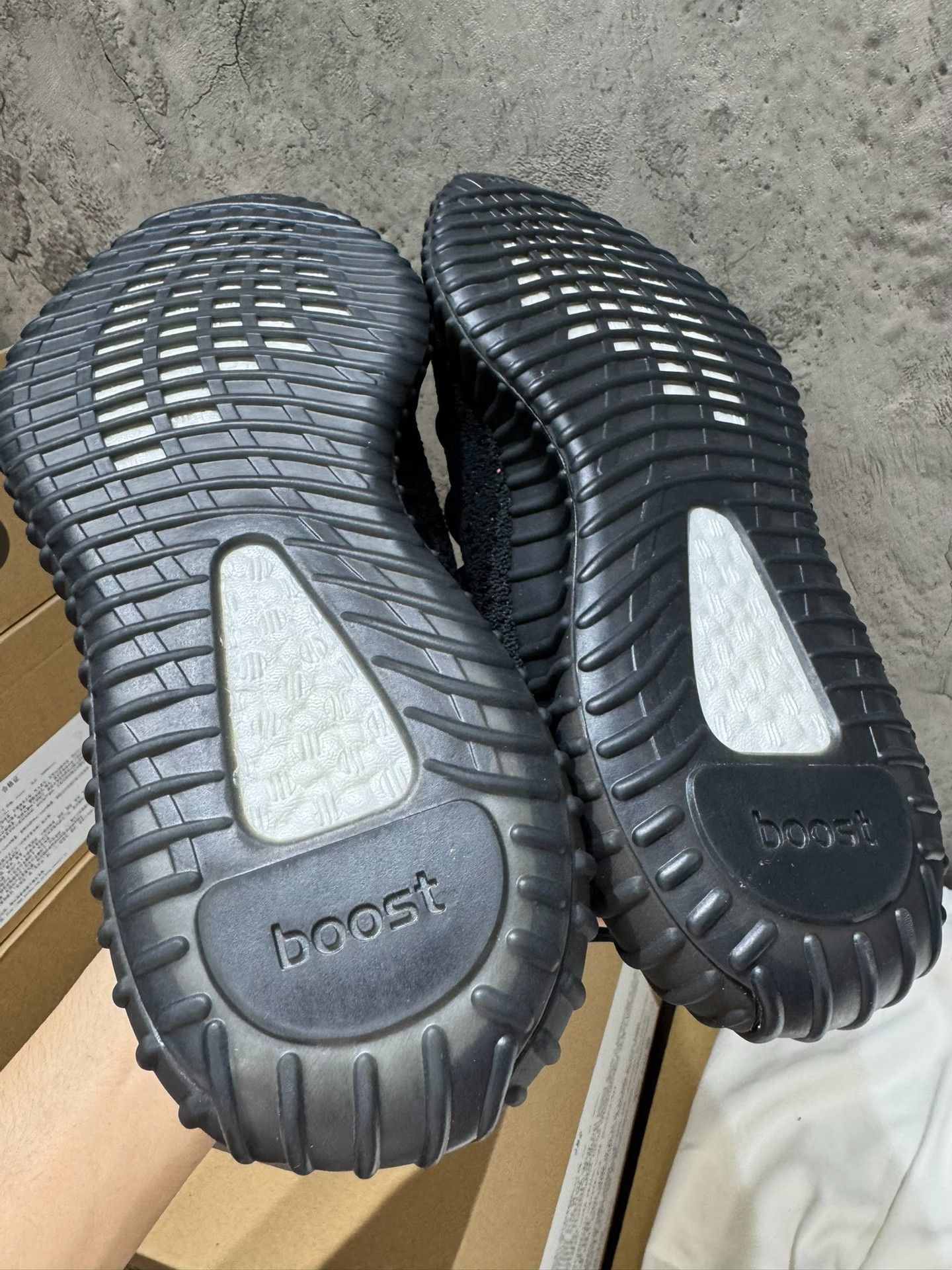 Adidas Adidas YEEZY35 Black Lowtop Sneakers 40 Men Size US 7.5 / EU 40-41 - 4 Thumbnail
