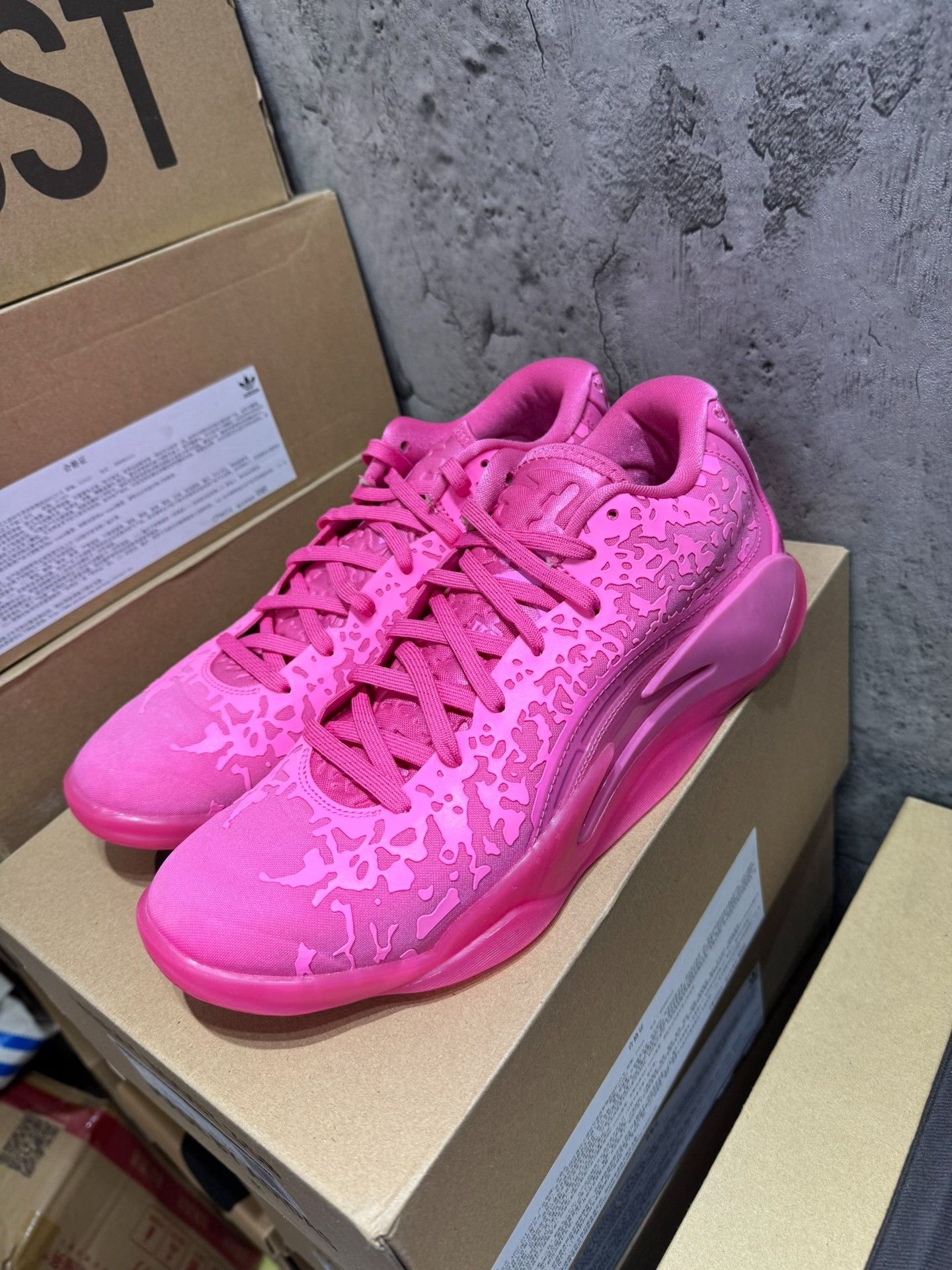 Nike Pink Lowtop Sneakers 42 Men