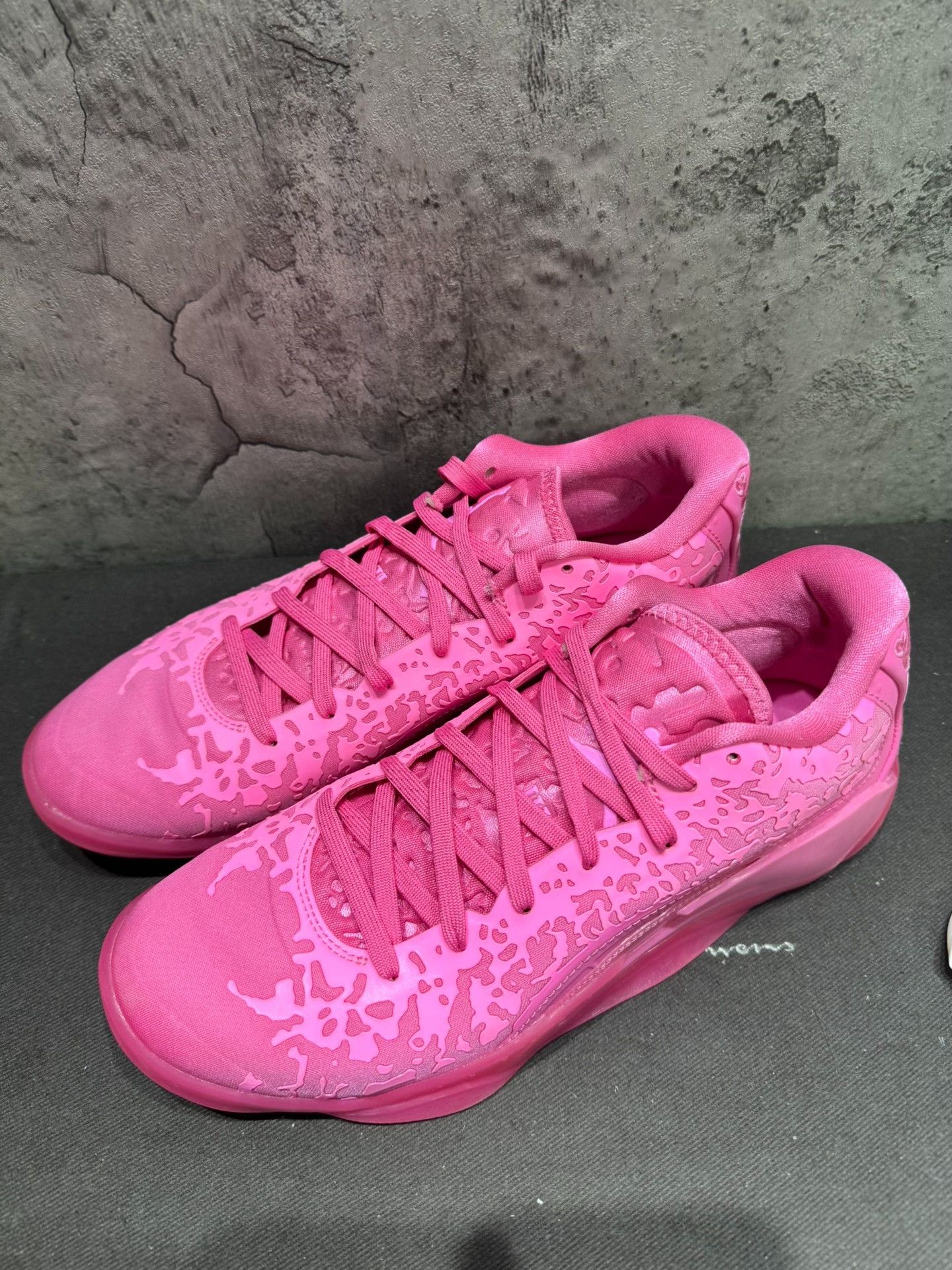Nike Nike Pink Lowtop Sneakers 42 Men Size US 9 / EU 42 - 7 Thumbnail