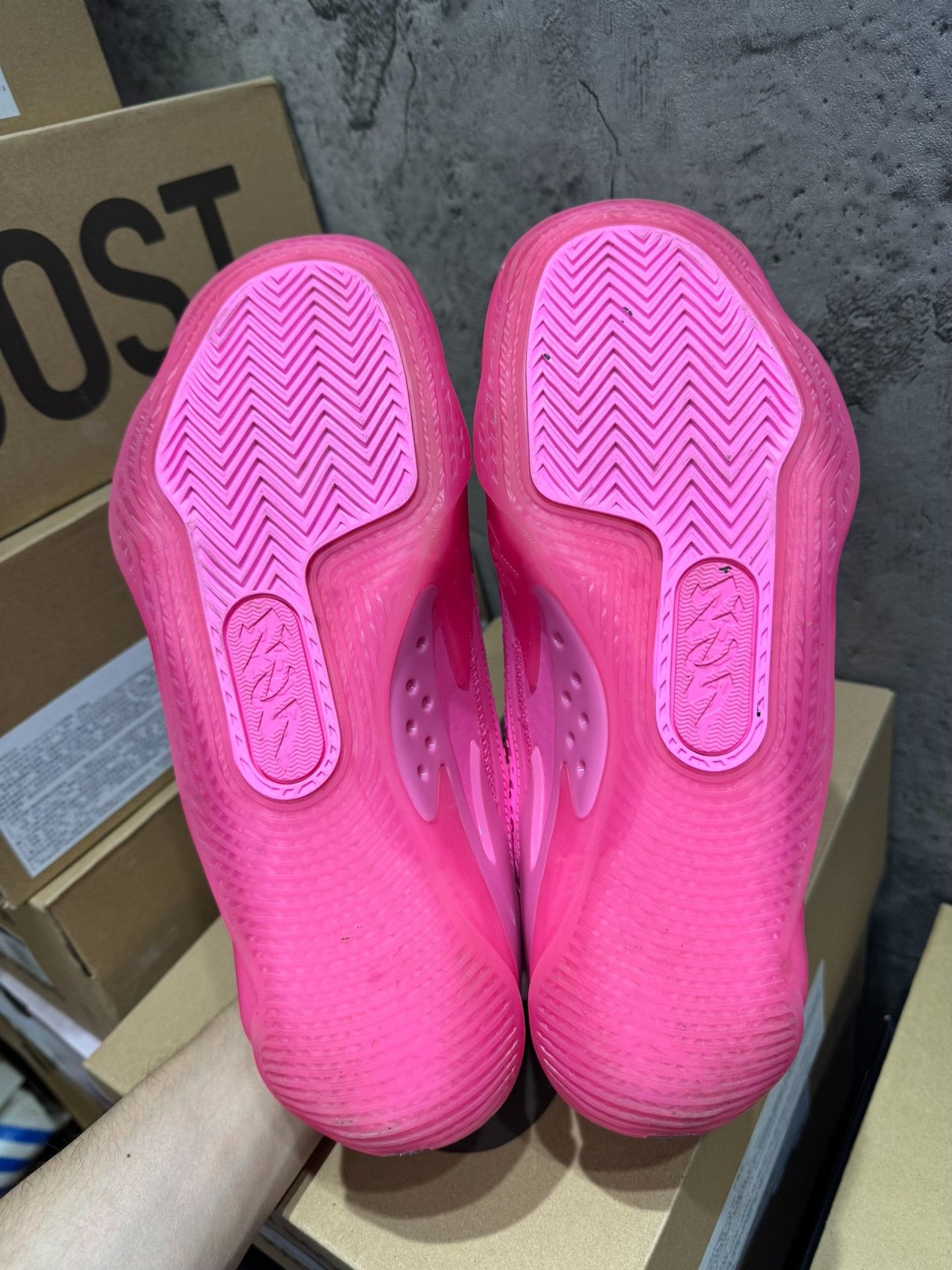 Nike Pink Lowtop Sneakers 42 Men