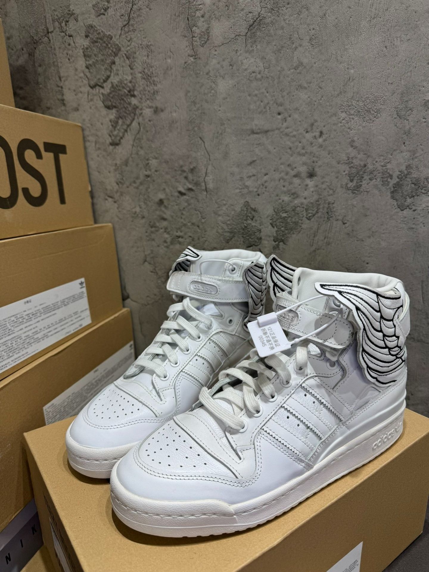 Adidas Adidas White Lowtop Sneakers 42 Men Size US 9 / EU 42 - 5 Thumbnail