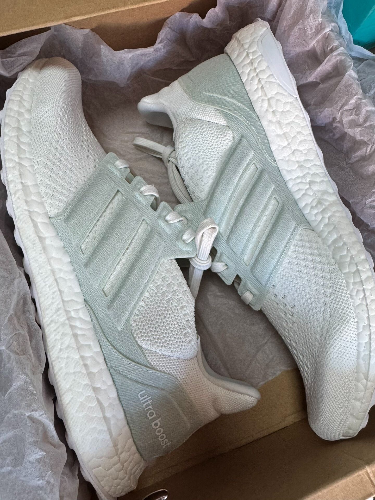 Adidas Adidas White Lowtop Sneakers 11 Men Size US 11 / EU 44 - 2 Thumbnail