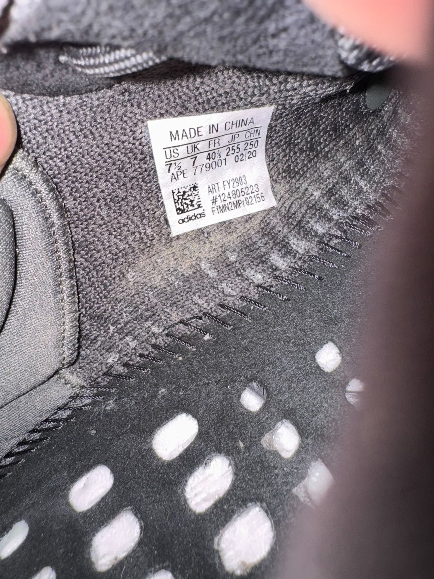 Adidas Adidas YEEZY350 Black Lowtop Sneakers 40 Men Size US 7.5 / EU 40-41 - 5 Thumbnail