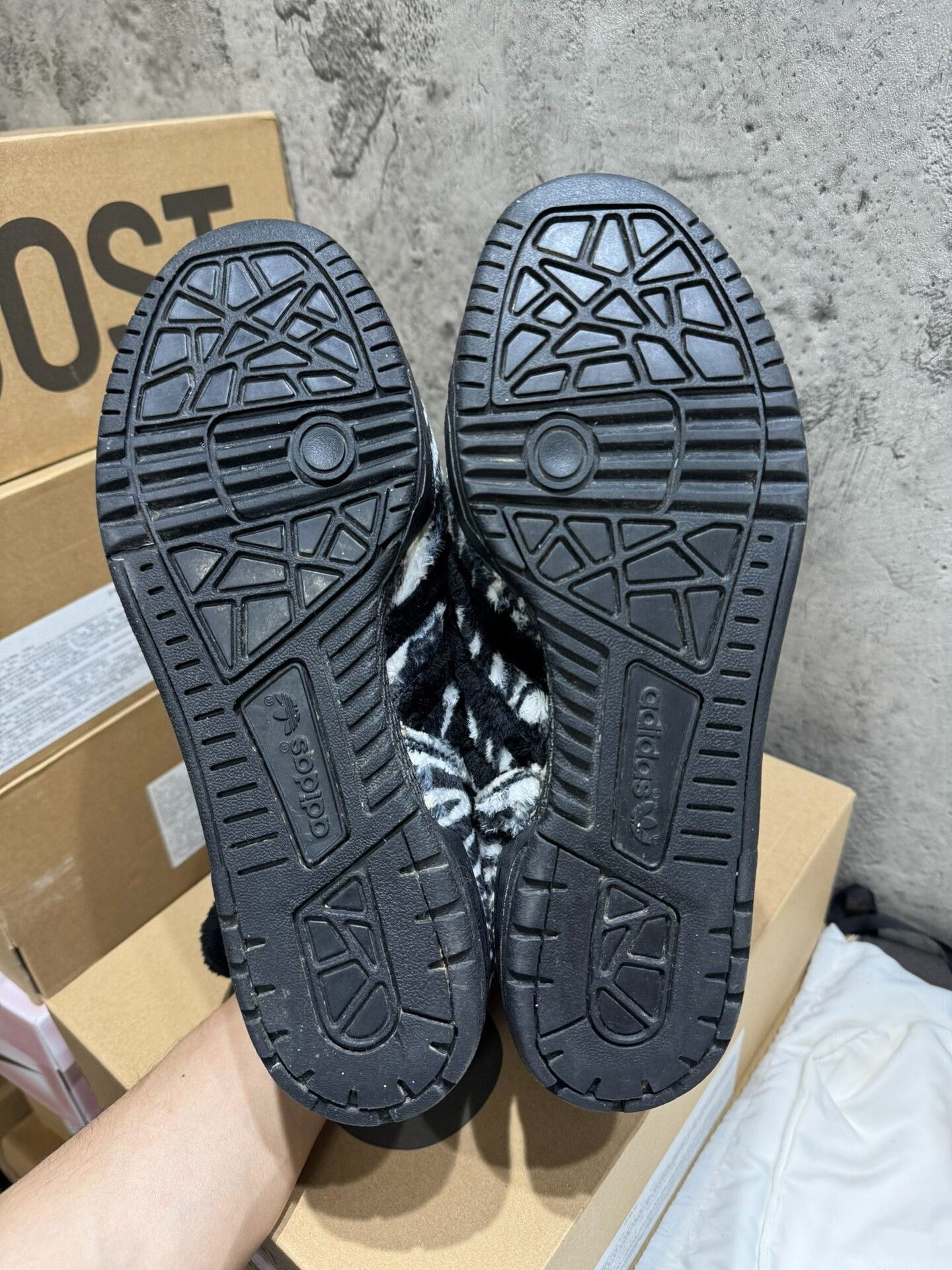 Adidas Adidas Black Hitop Sneakers 42 Men Size US 9 / EU 42 - 5 Thumbnail
