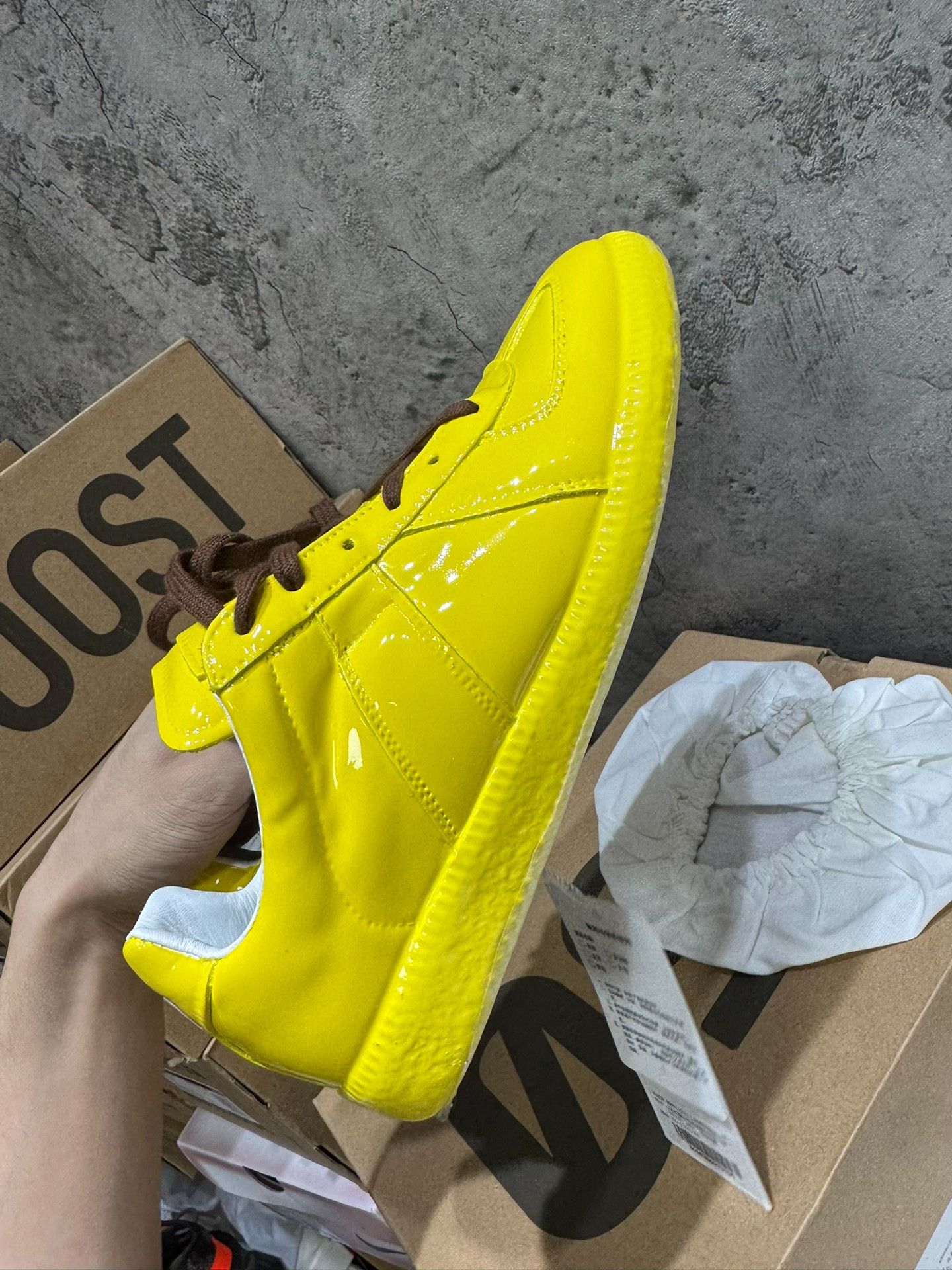 Maison Margiela Maison Margiela Leather Yellow Lowtop Sneakers 37 Women Size US 6.5 / IT 36.5 - 5 Thumbnail