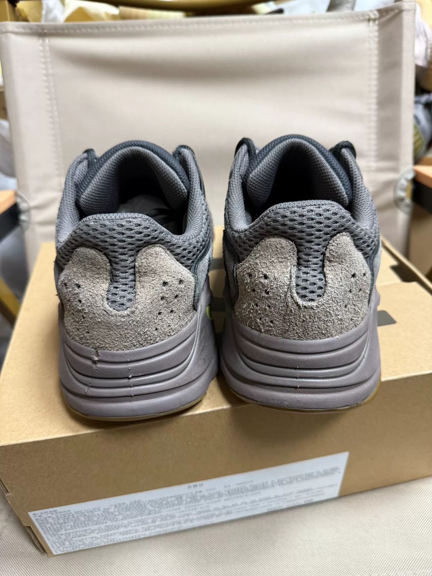 Adidas Adidas YEEZY700 Purple Lowtop Sneakers 42 Men Size US 9 / EU 42 - 3 Thumbnail