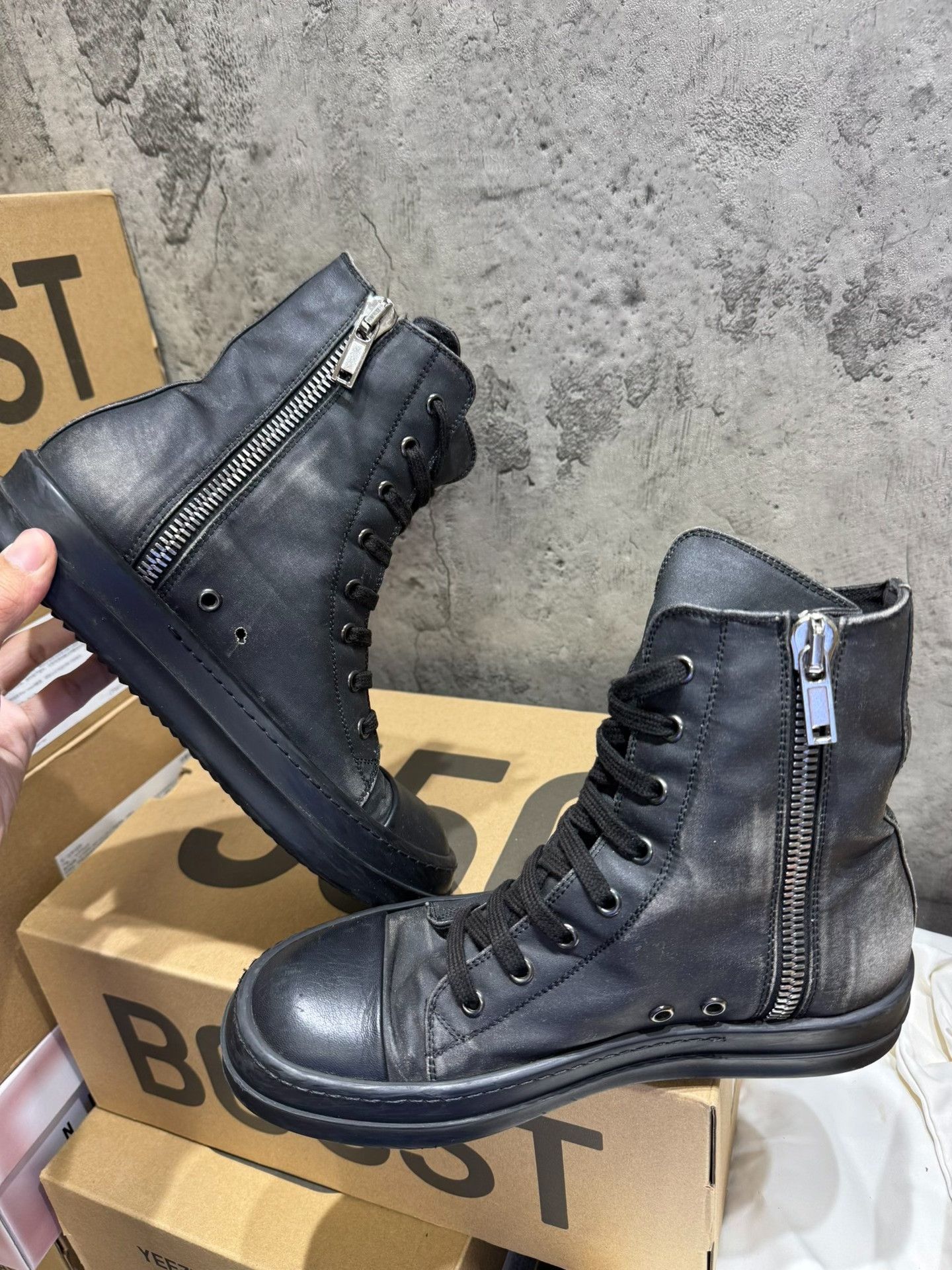 Converse Converse Black Hitop Sneakers 38 Women Size US 7.5 / IT 37.5 - 5 Thumbnail