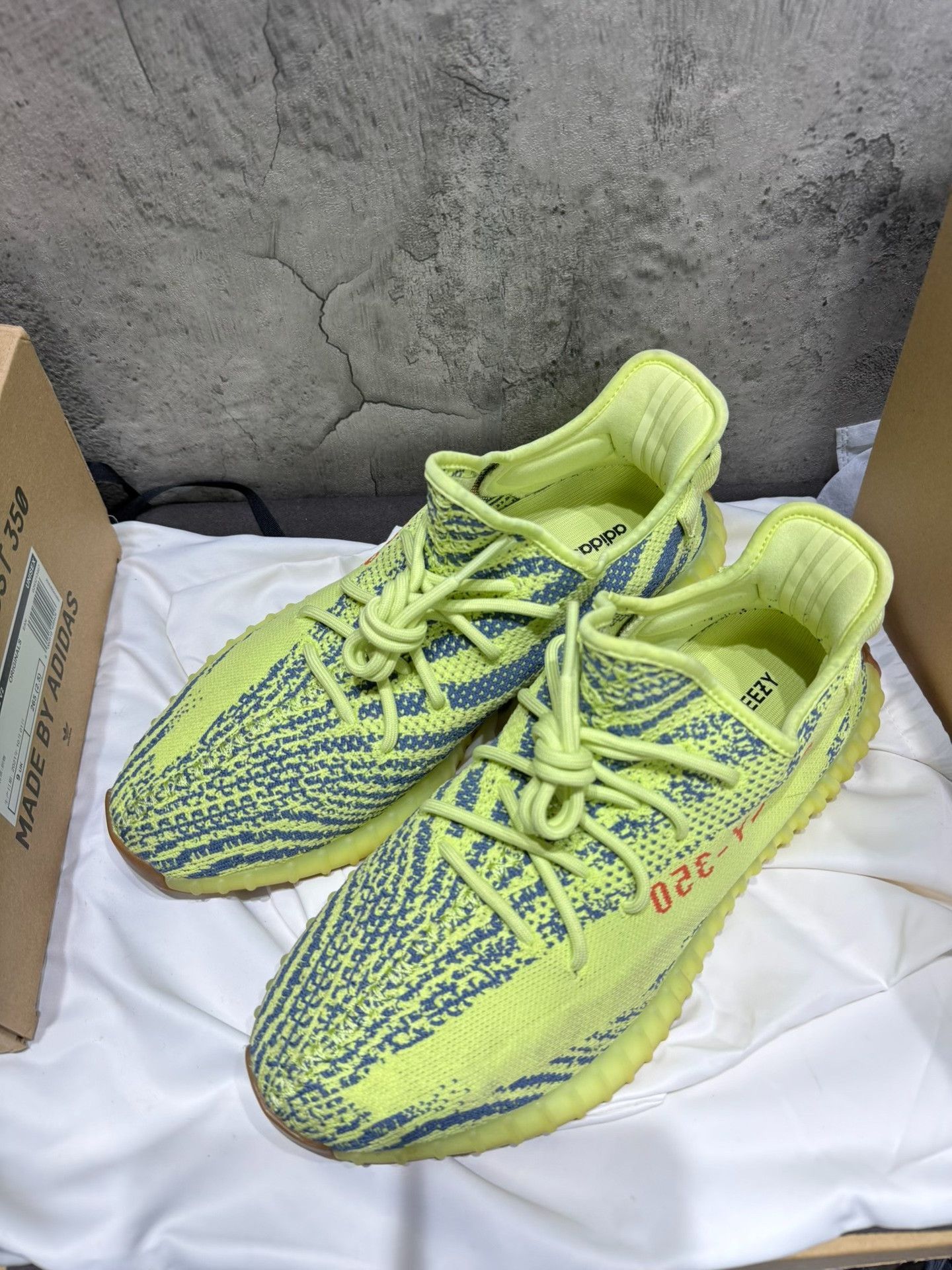 Adidas Adidas YEEZY350 Yellow Lowtop Sneakers 11.5 Men Size US 11.5 / EU 44-45 - 8 Thumbnail