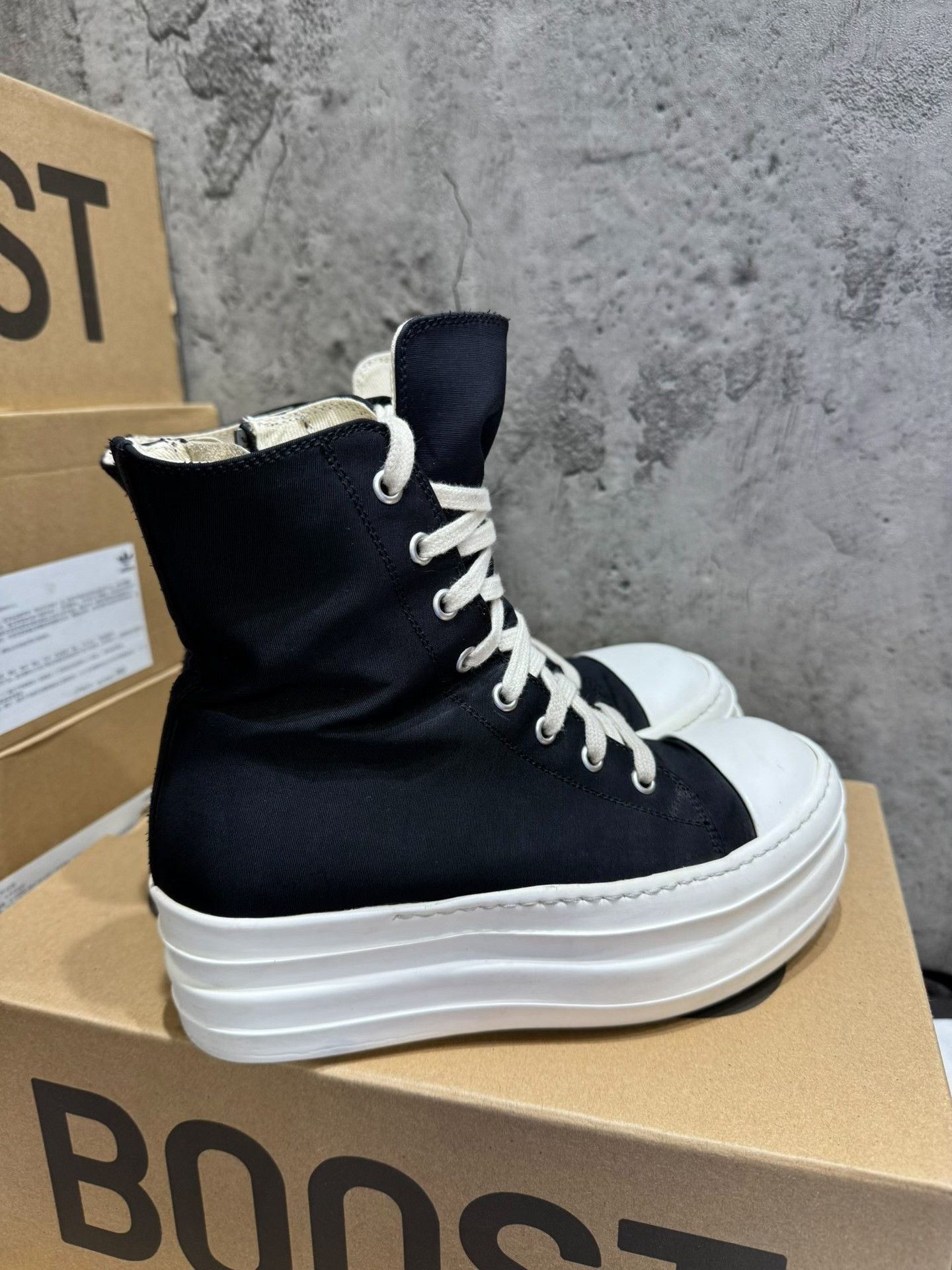 Rick Owens Rick Owens Black Hitop Sneakers 36 Women Size US 6 / IT 36 - 8 Thumbnail