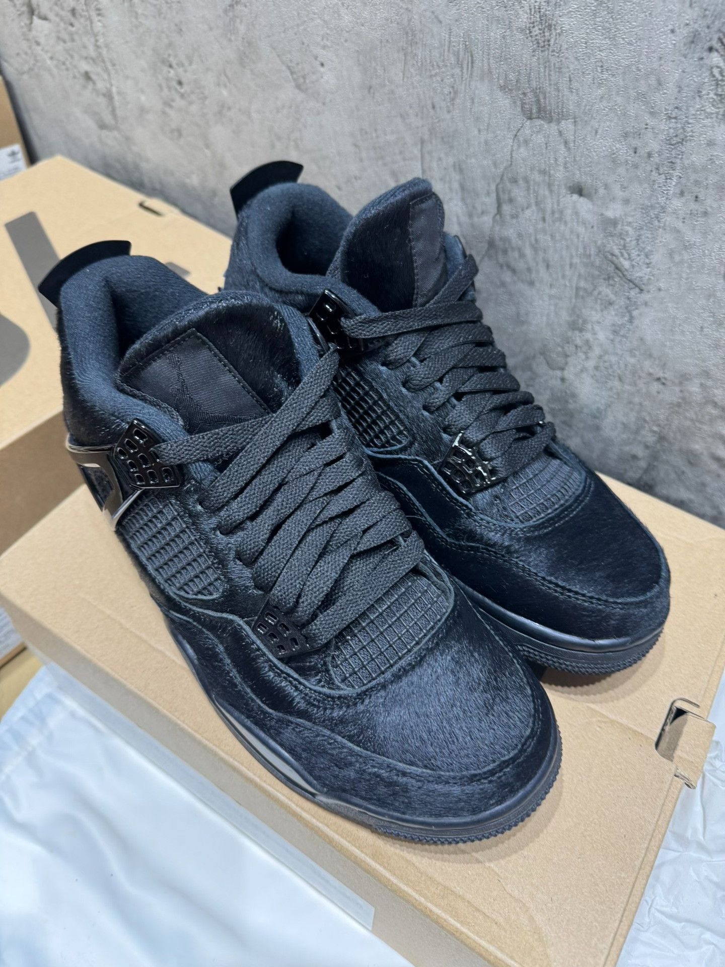 Nike Nike AJ4 Black Lowtop Sneakers 38 Men Size US 6 / EU 39 - 7 Thumbnail