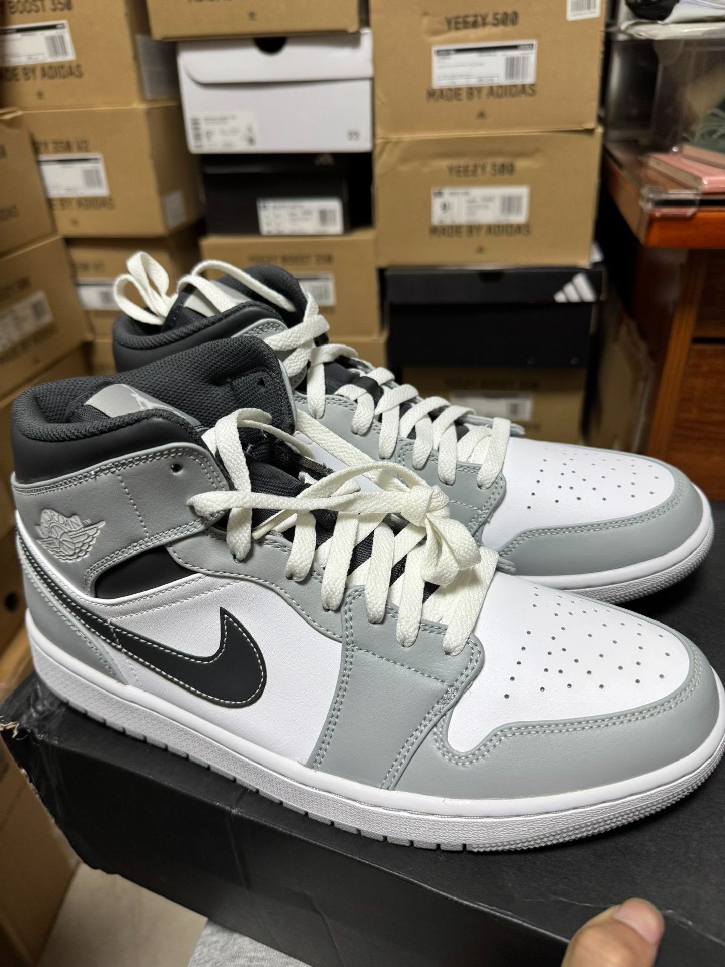 Nike Nike AJ1 Multi Lowtop Sneakers 10.5 Men Size US 10.5 / EU 43-44 - 3 Thumbnail