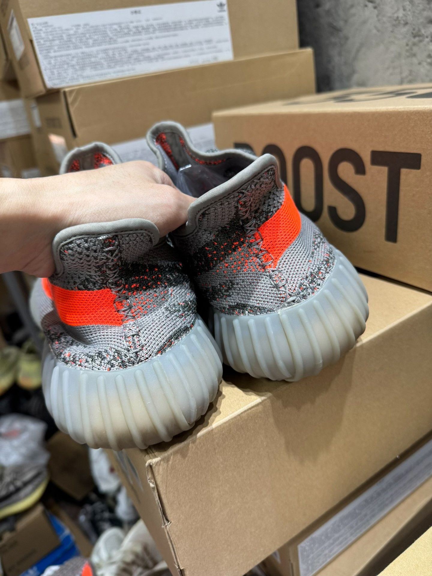 Adidas Adidas YEEZY350 Gray Lowtop Sneakers 9.5 Men Size US 9.5 / EU 42-43 - 9 Thumbnail