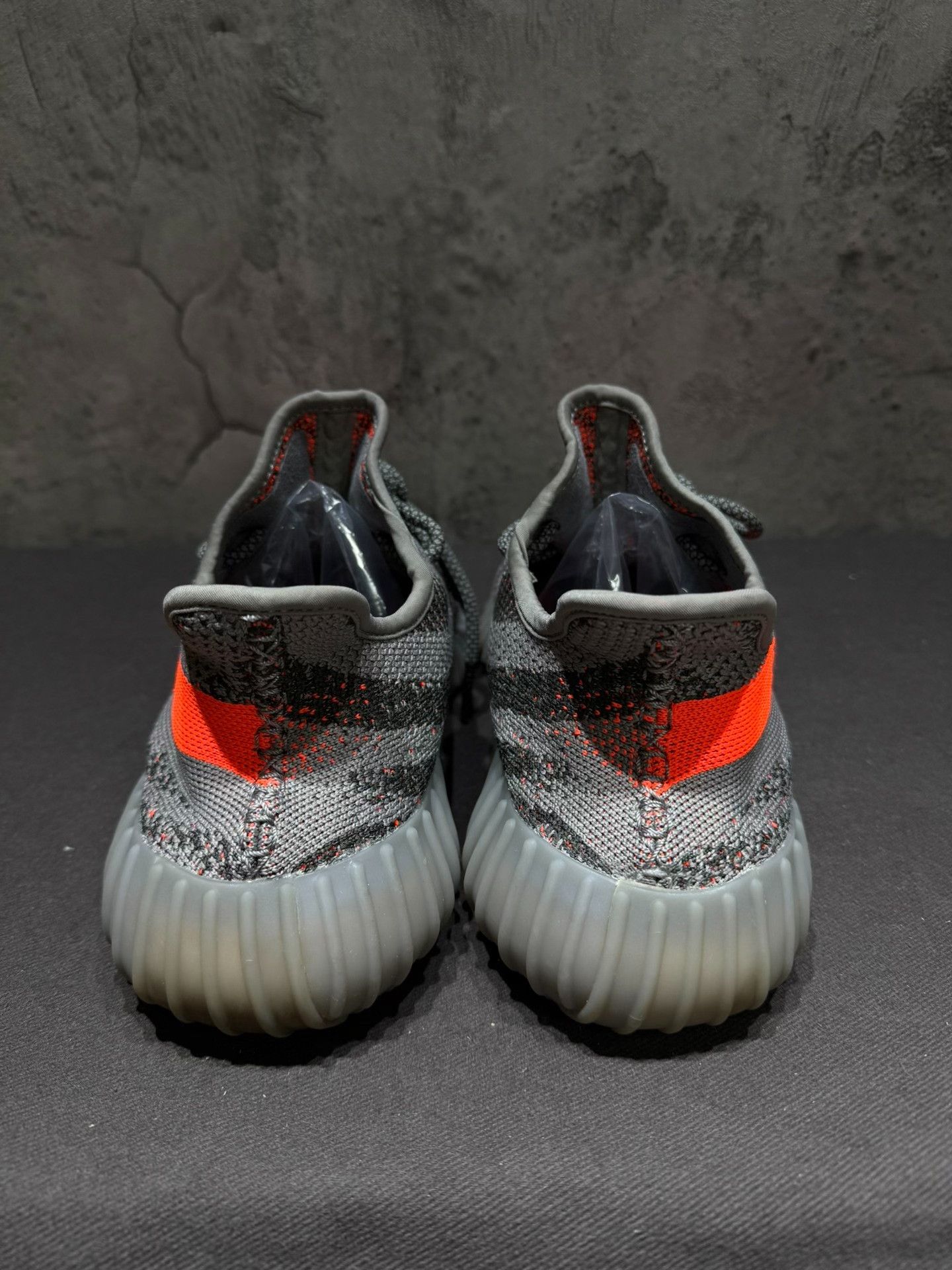 Adidas Adidas YEEZY350 Gray Lowtop Sneakers 9.5 Men Size US 9.5 / EU 42-43 - 4 Thumbnail