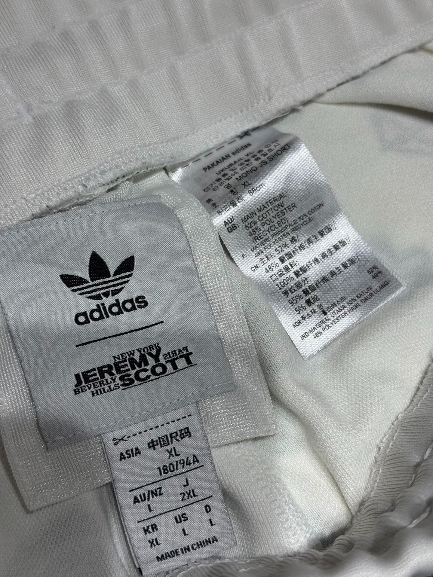 Adidas Adidas White Shorts XL Men Size US 36 / EU 52 - 3 Thumbnail