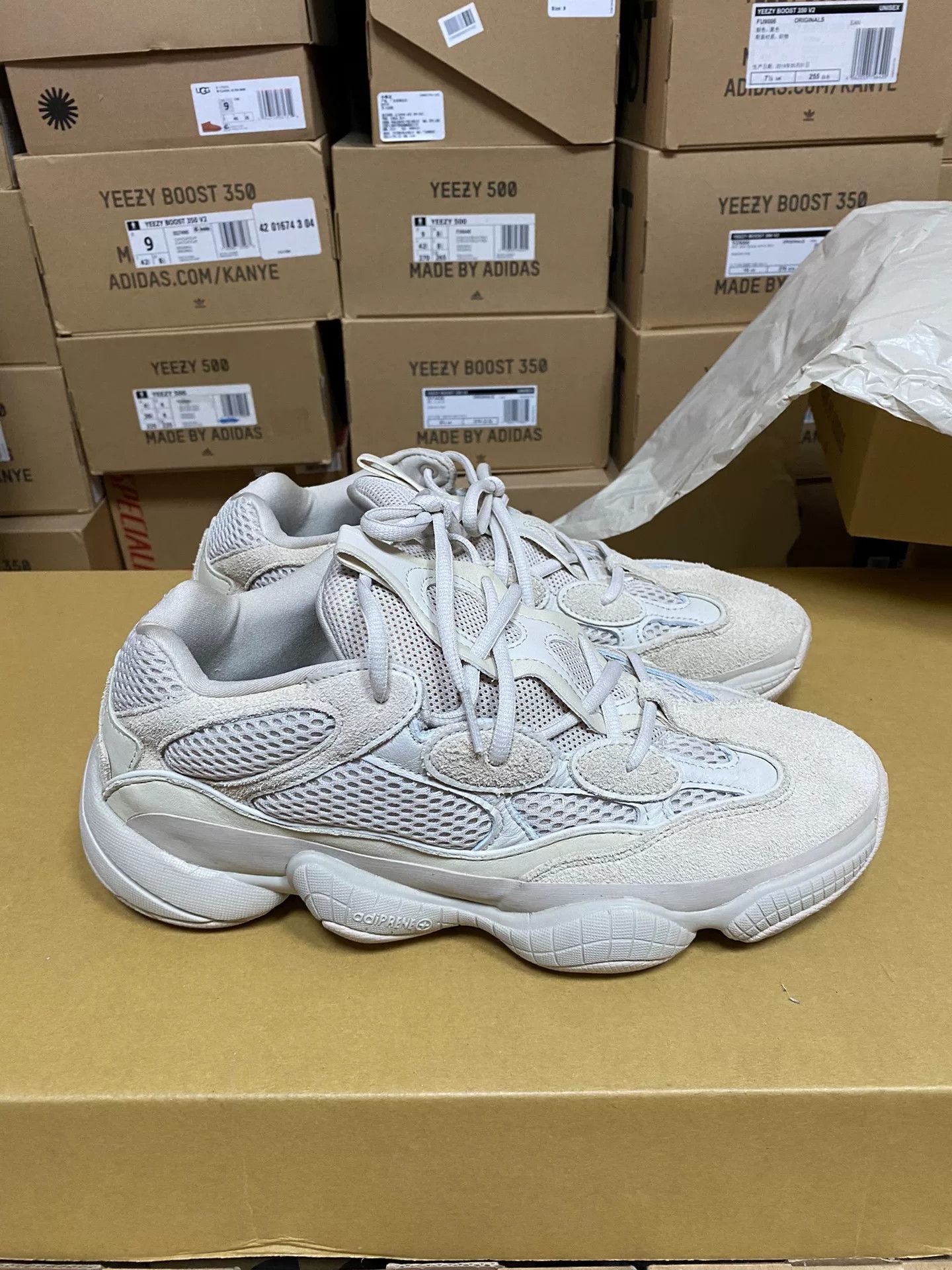 Adidas Adidas YEEZY500 White Lowtop Sneakers 9.5 Men Size US 9.5 / EU 42-43 - 9 Thumbnail