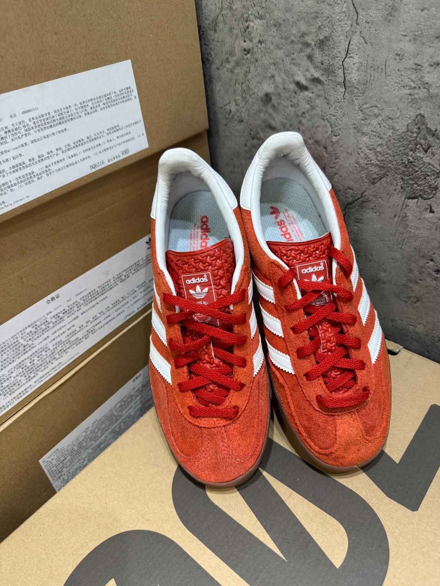 Adidas Adidas Orange Lowtop Sneakers 36 Men Size US 5 / EU 37 - 7 Thumbnail