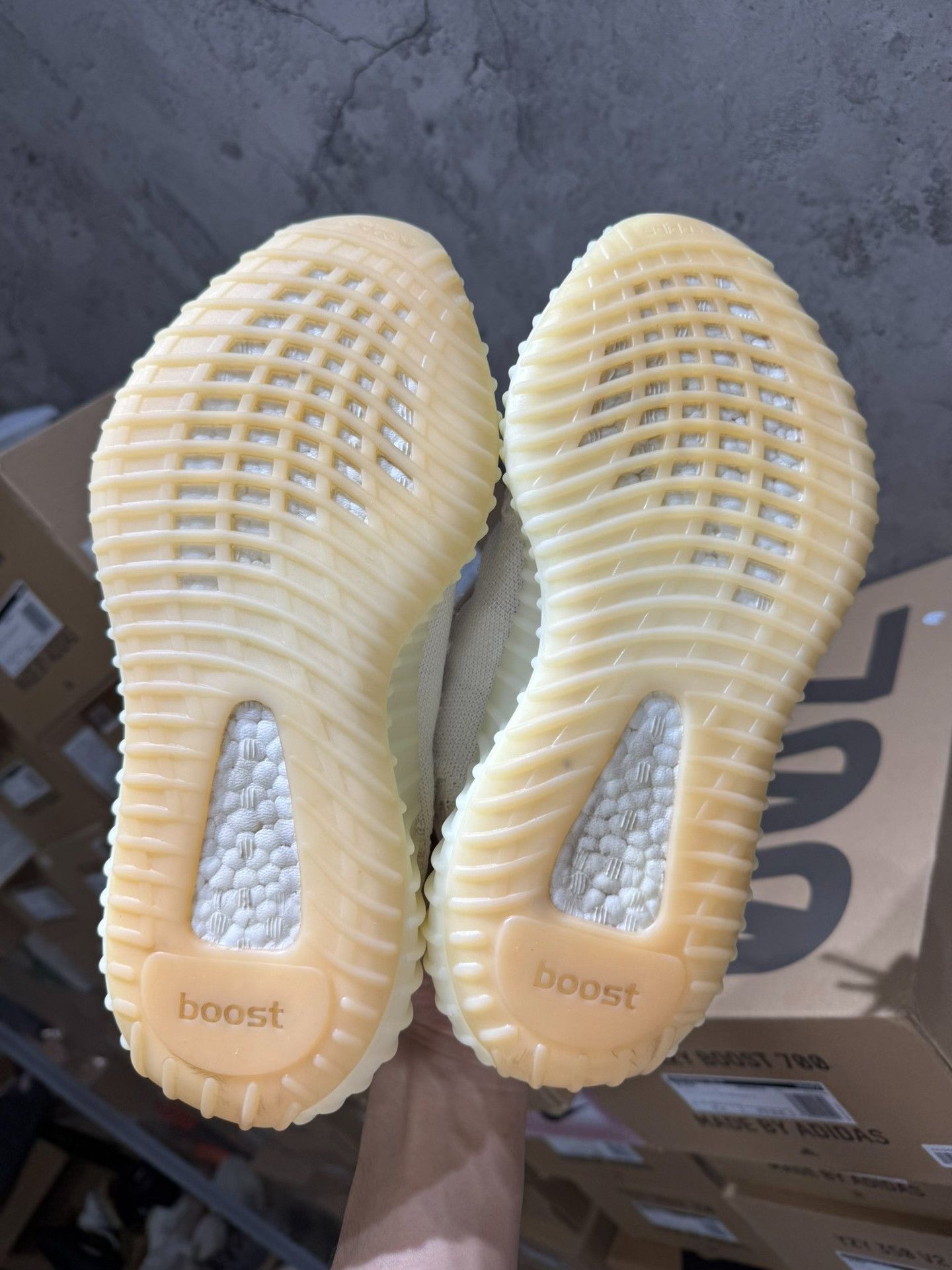 Adidas Adidas YEEZY350 White Lowtop Sneakers 35 Men Size US 5 / EU 37 - 8 Thumbnail