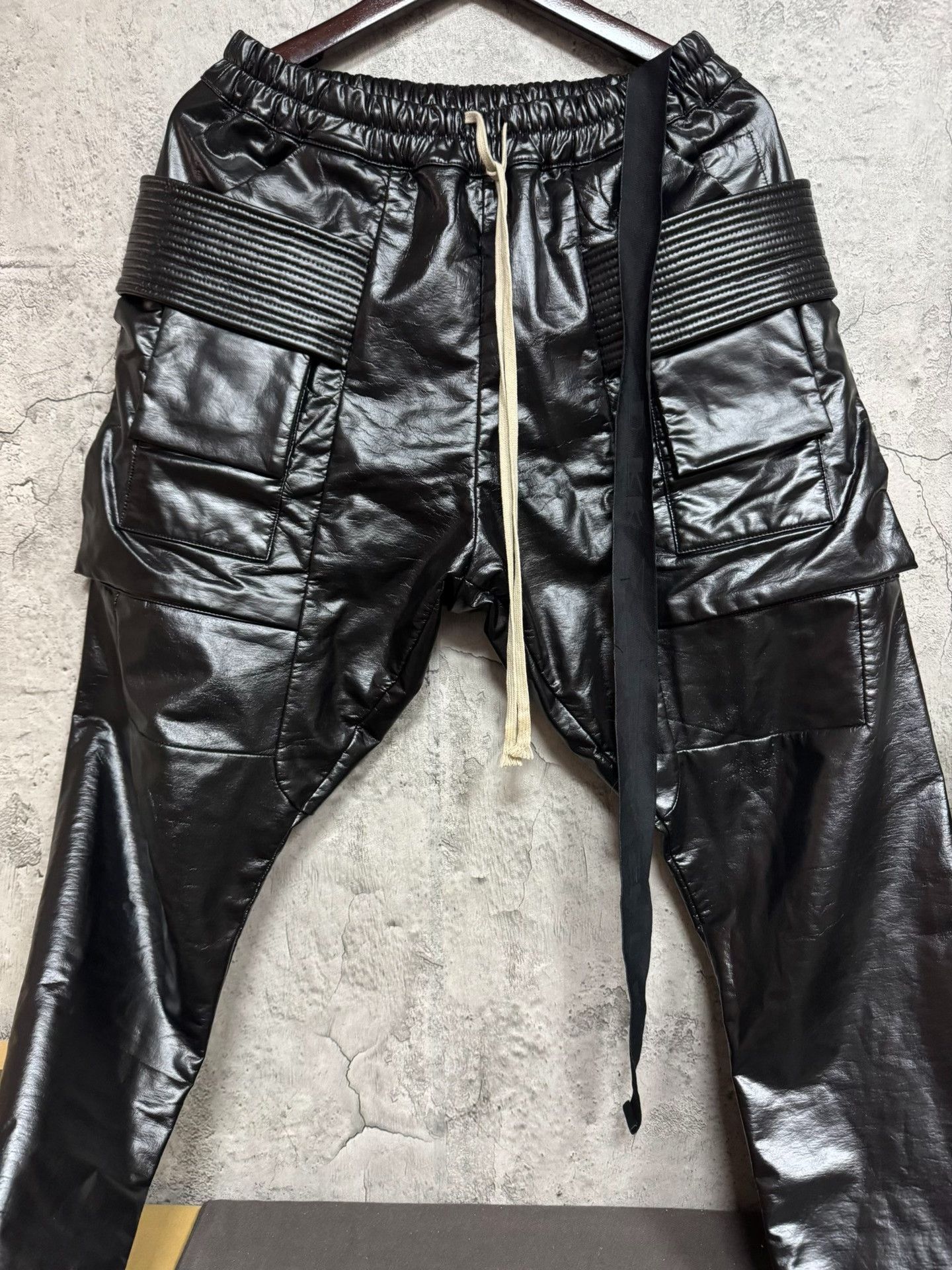 Rick Owens Rick Owens Patent Hoodie S Men Size US S / EU 44-46 / 1 - 5 Thumbnail