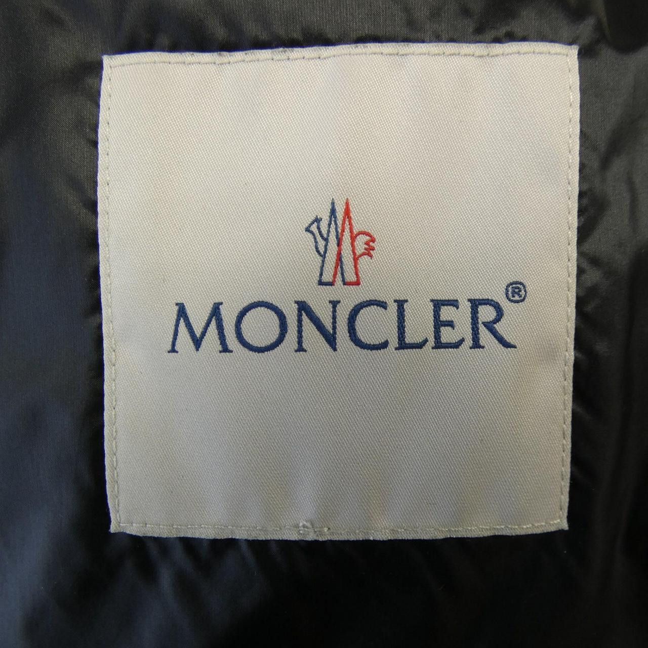 Moncler Moncler Moncler BIRON Down Jacket Textile Outerwear BIRON DUTY FREE for USA Size ONE SIZE - 6 Thumbnail