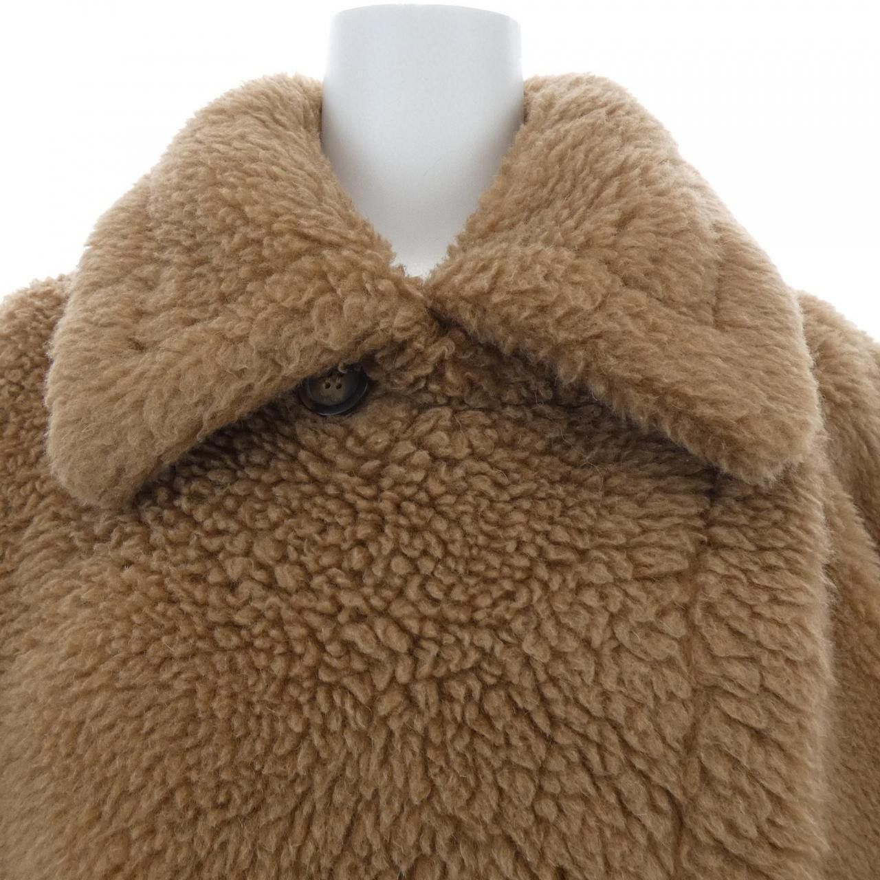Max Mara Max Mara Max Mara TEBE Camel Silk Cape Textile Outerwear TEBE DUTY FREE for USA Size ONE SIZE - 5 Thumbnail