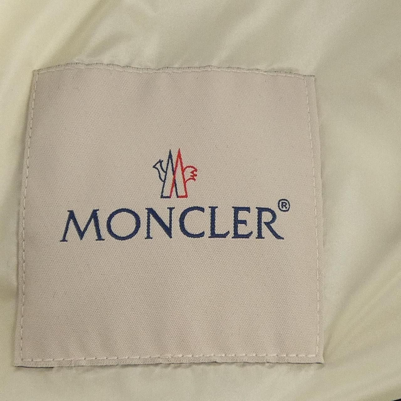 Moncler Moncler Moncler AMSTERDAM Coat Textile Outerwear AMSTERDAM DUTY FREE for USA Size ONE SIZE - 4 Thumbnail