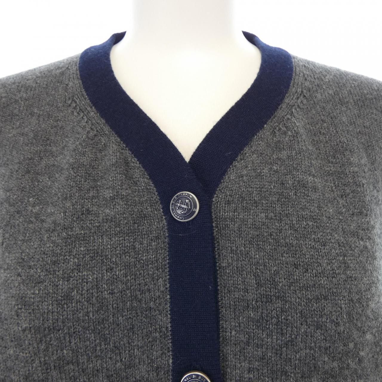 Chanel Chanel Chanel Cashmere Cardigan Textile Tops P59182K07741 DUTY FREE for USA Size ONE SIZE - 6 Thumbnail
