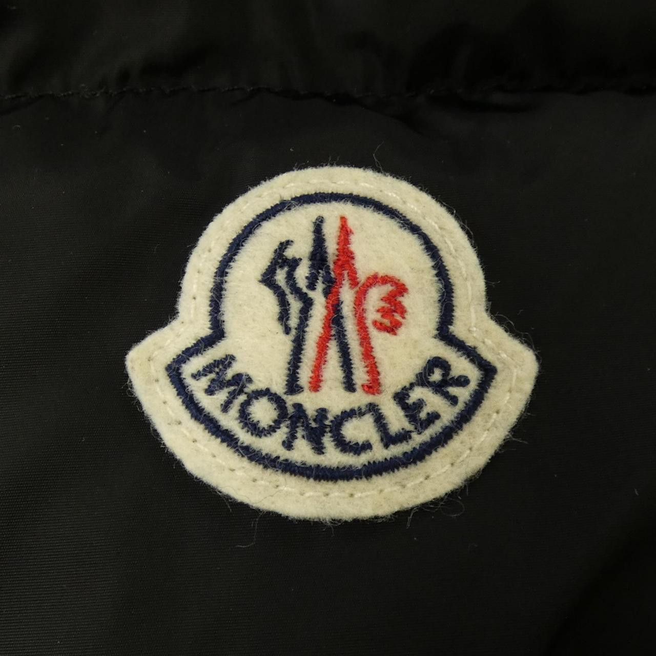 Moncler Moncler Moncler TALEVE Down Coat Textile Outerwear TALEVE DUTY FREE for USA Size ONE SIZE - 9 Thumbnail