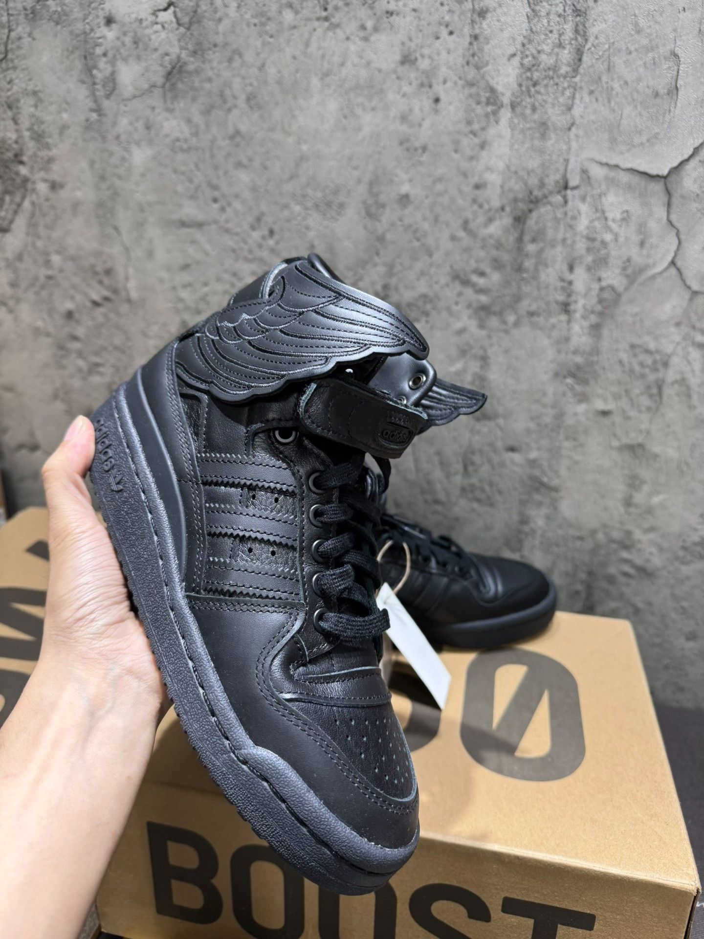 Adidas Adidas Black Hitop Sneakers 36 Women Size US 6 / IT 36 - 2 Thumbnail