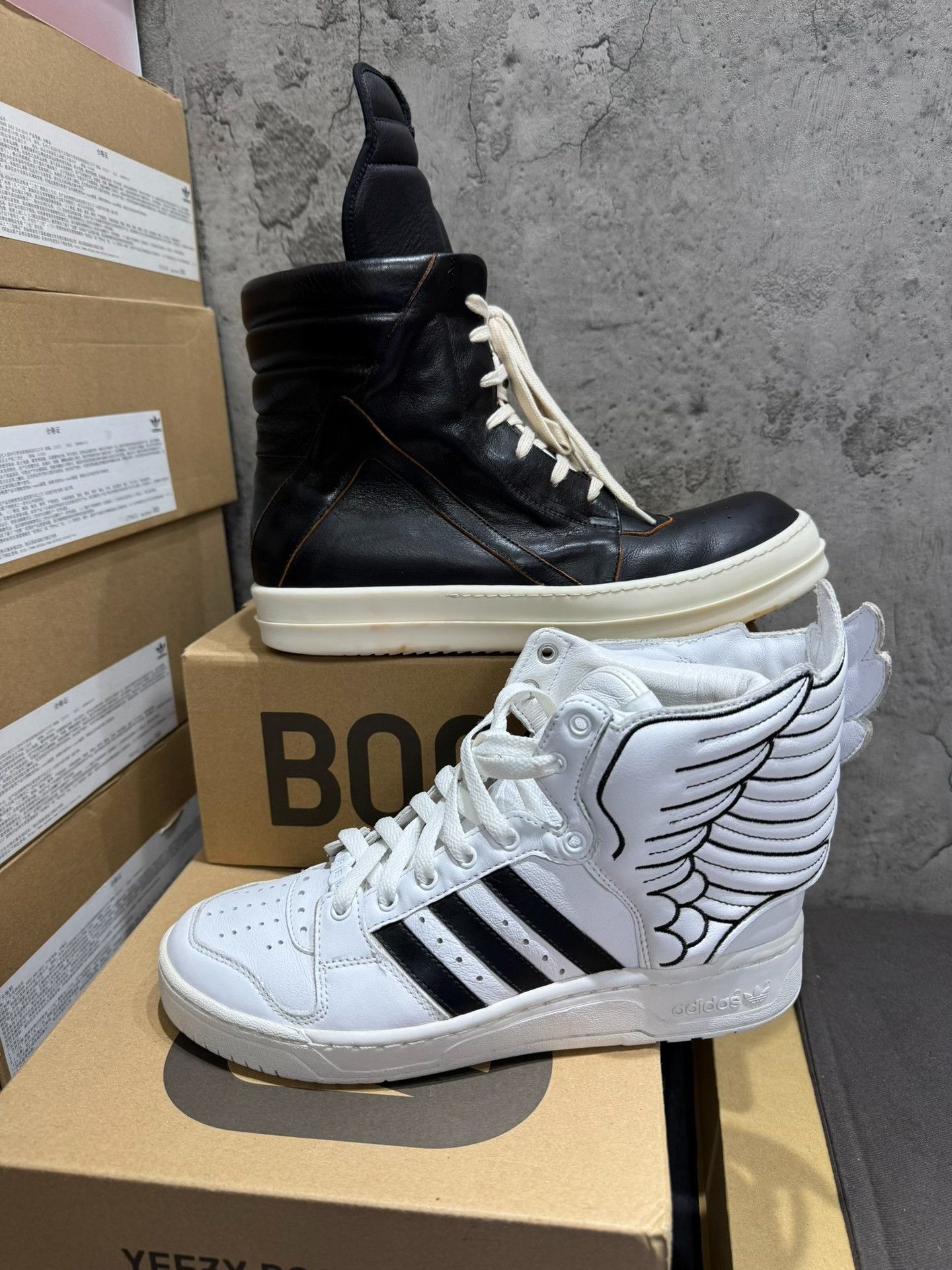 Adidas Adidas Black Lowtop Sneakers 42.5 Men Size US 9.5 / EU 42-43 - 5 Thumbnail