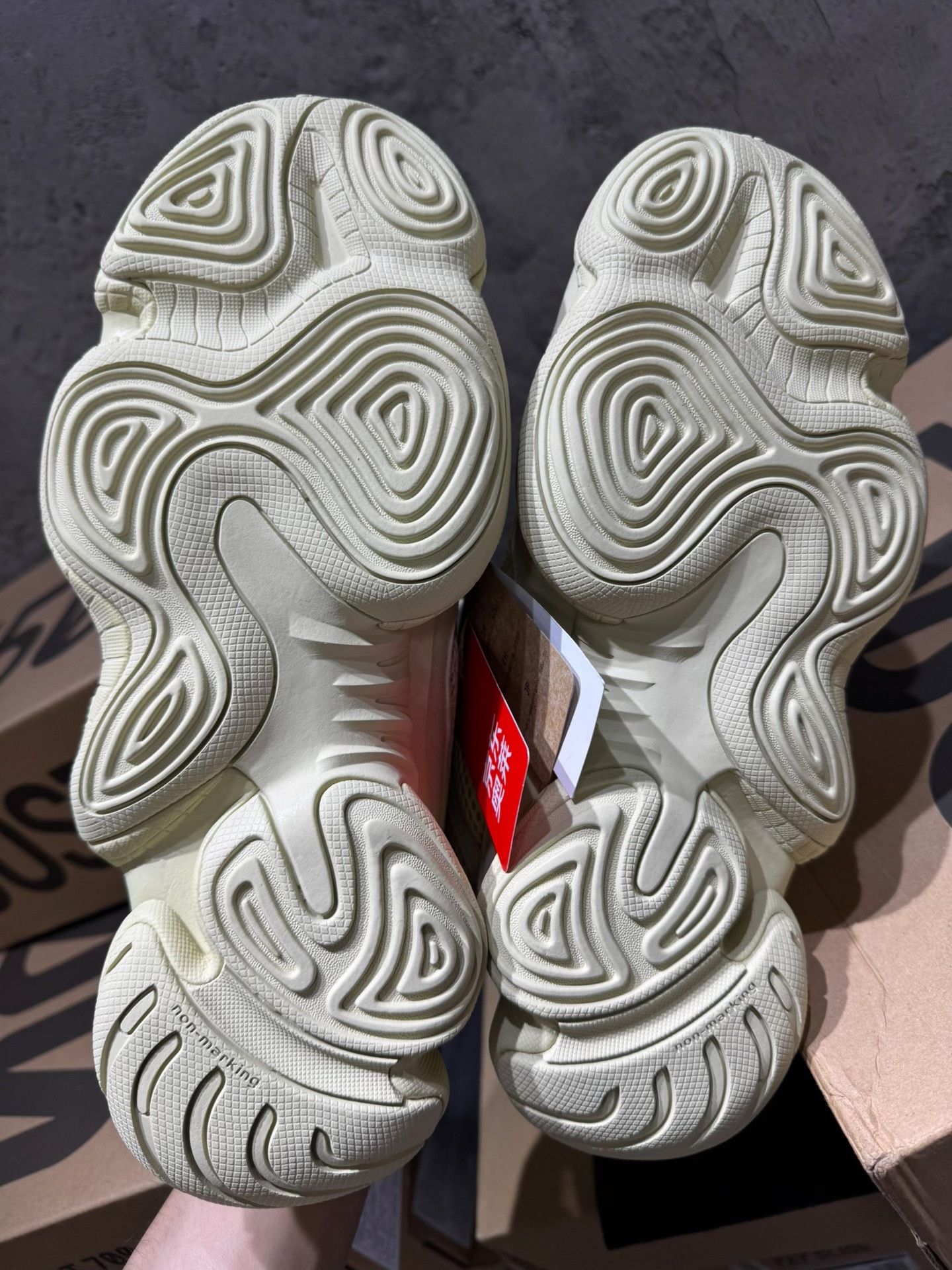 Yeezy Yeezy Yellow Lowtop Sneakers 9.5 Men Size US 9.5 / EU 42-43 - 4 Thumbnail