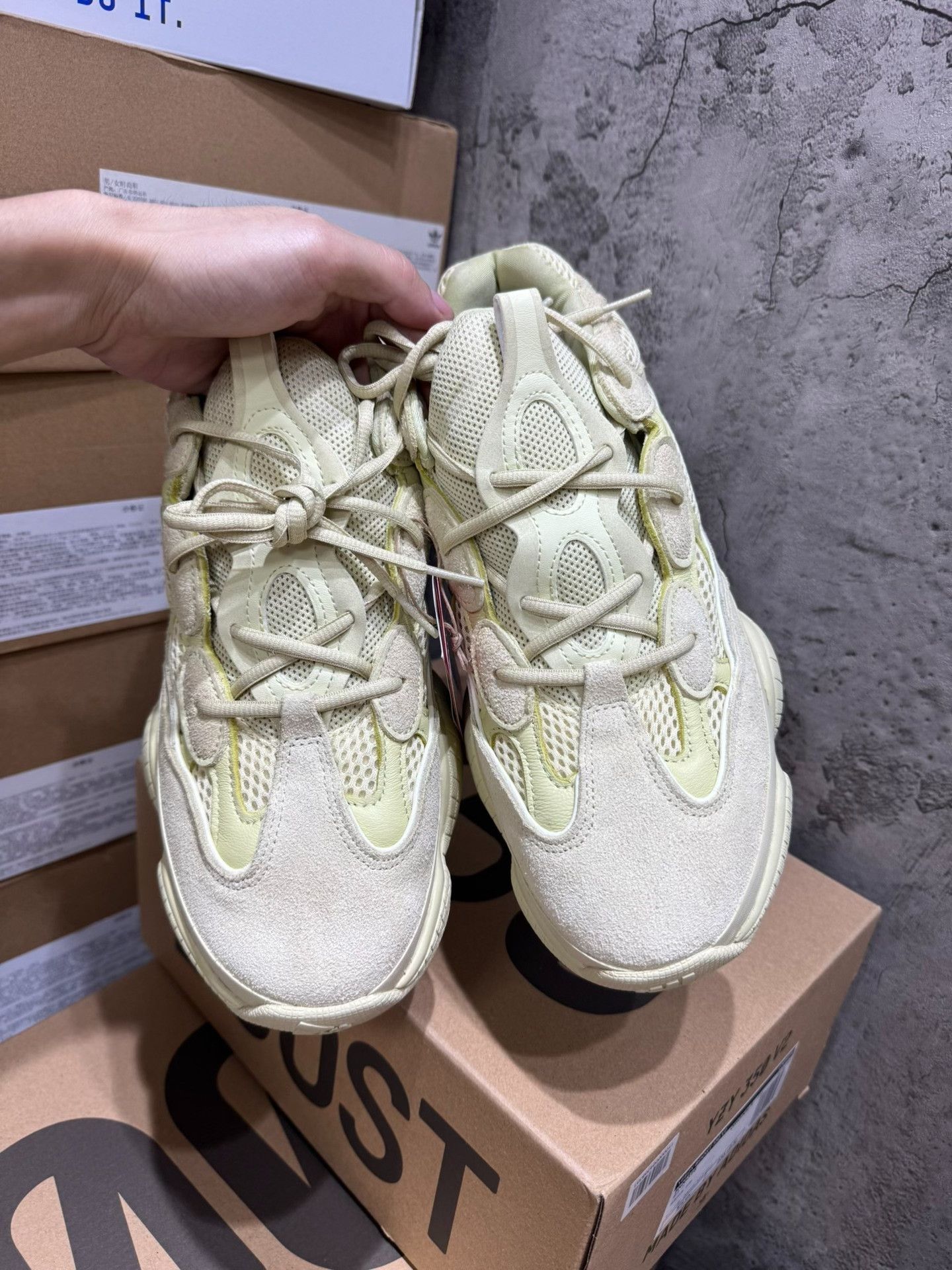 Yeezy Yeezy Yellow Lowtop Sneakers 9.5 Men Size US 9.5 / EU 42-43 - 7 Thumbnail