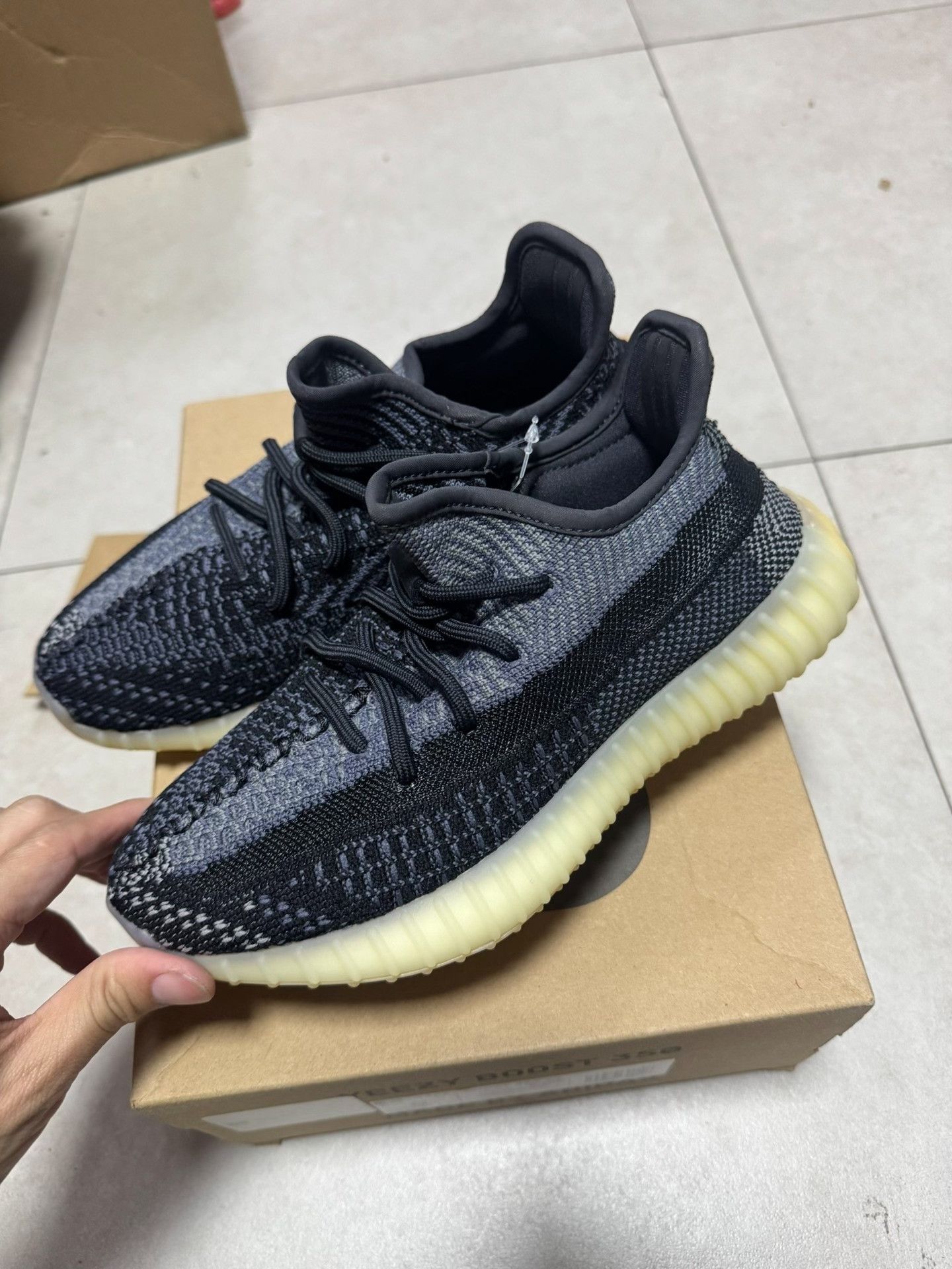 Adidas Adidas YEEZY350 Black Lowtop Sneakers 37 Men Size US 5 / EU 37 - 2 Thumbnail